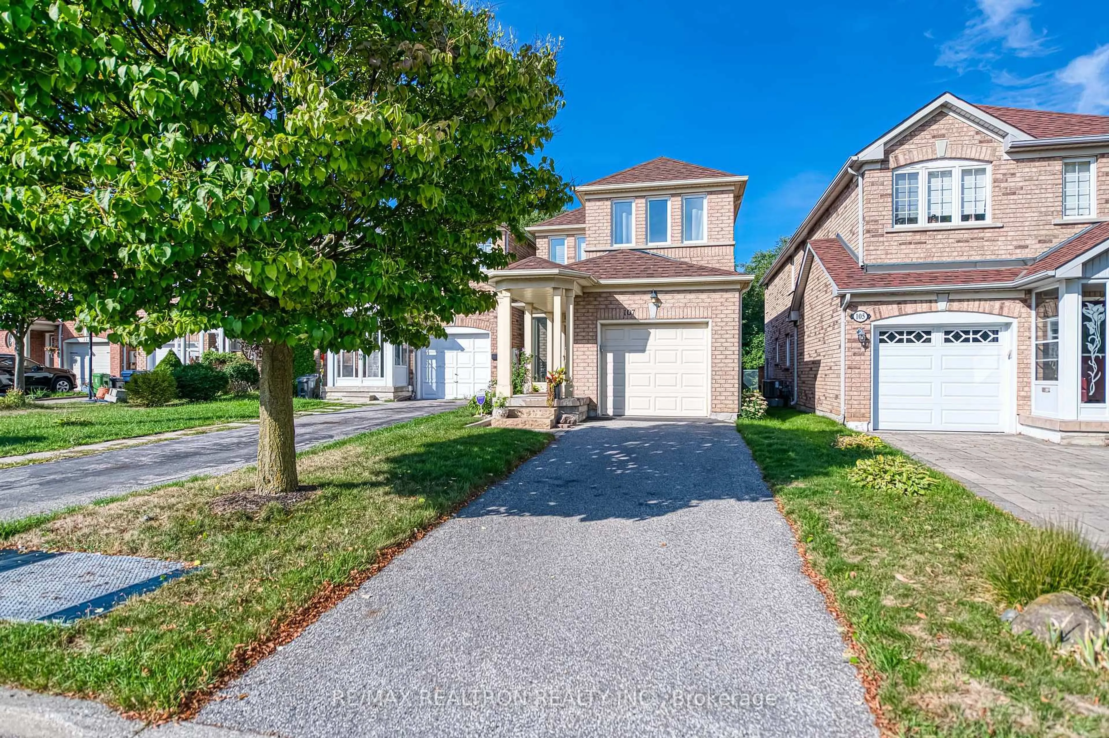 Unknown for 107 Highhill Dr, Toronto Ontario M1T 1N8