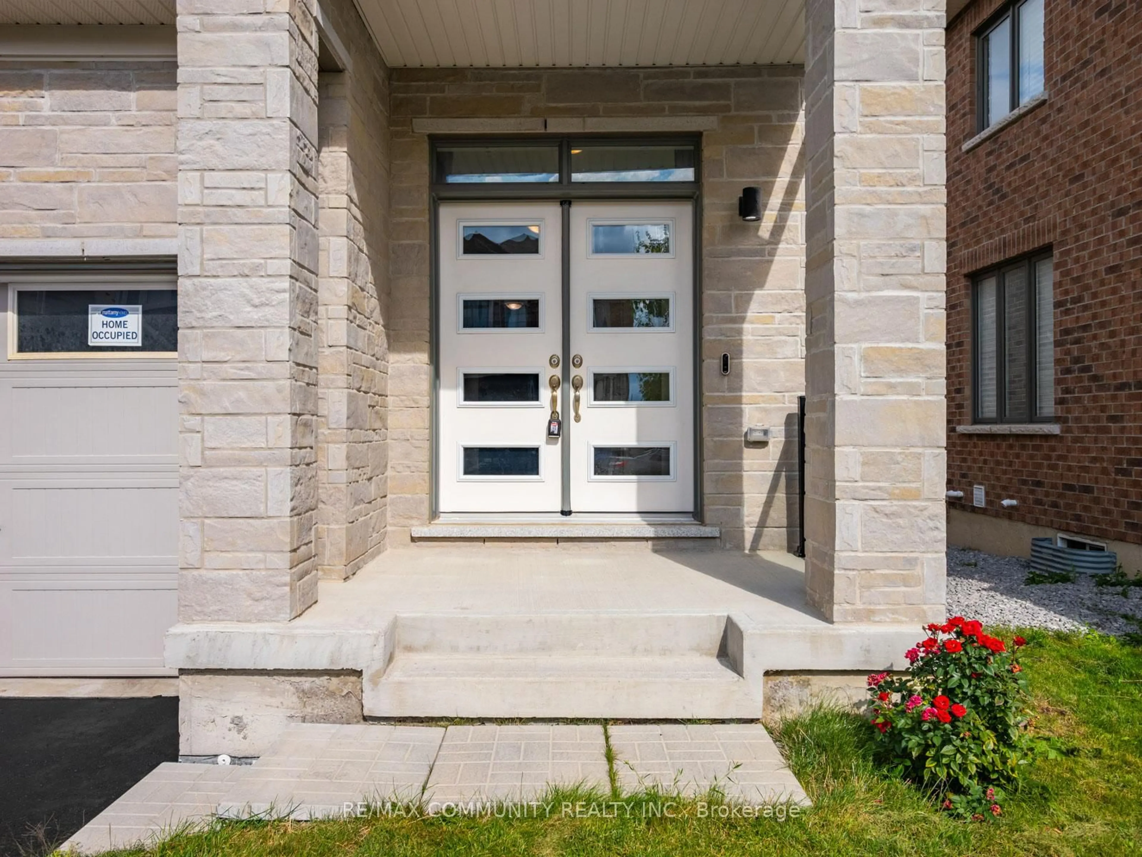 Unknown for 80 Barkerville Dr, Whitby Ontario L1P 0L8