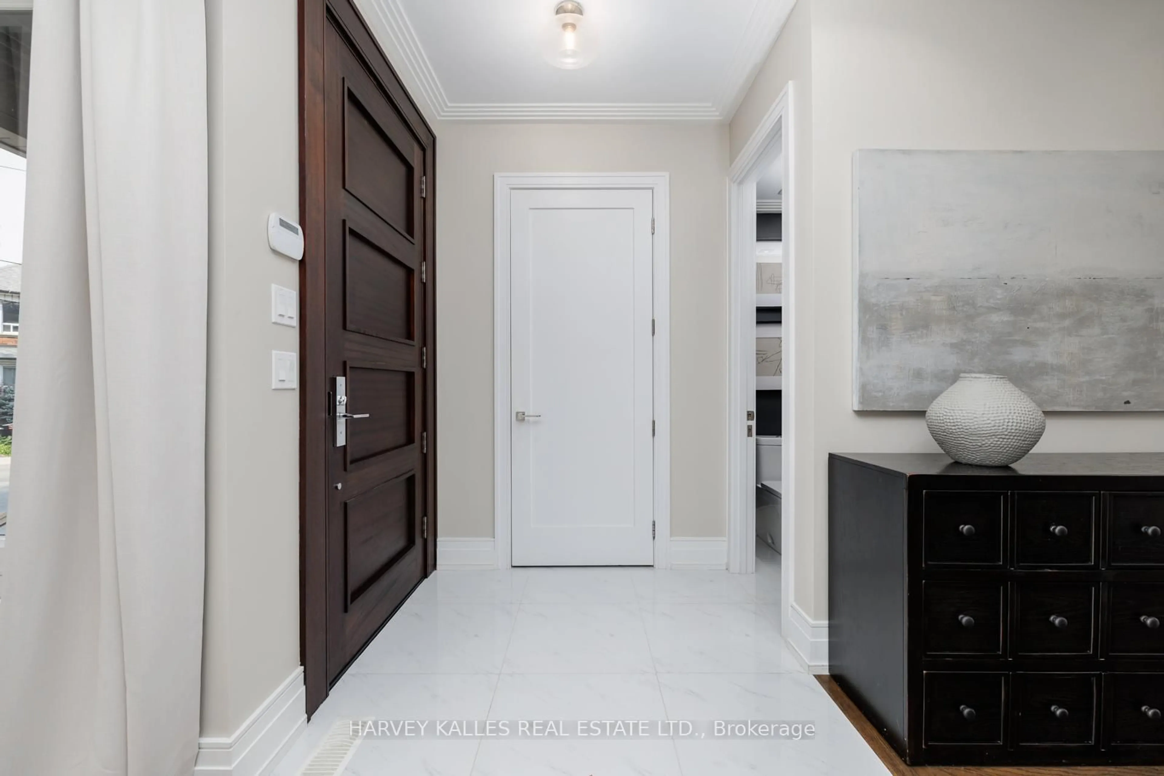 Indoor entryway for 510 Donlands Ave, Toronto Ontario M4J 3S7