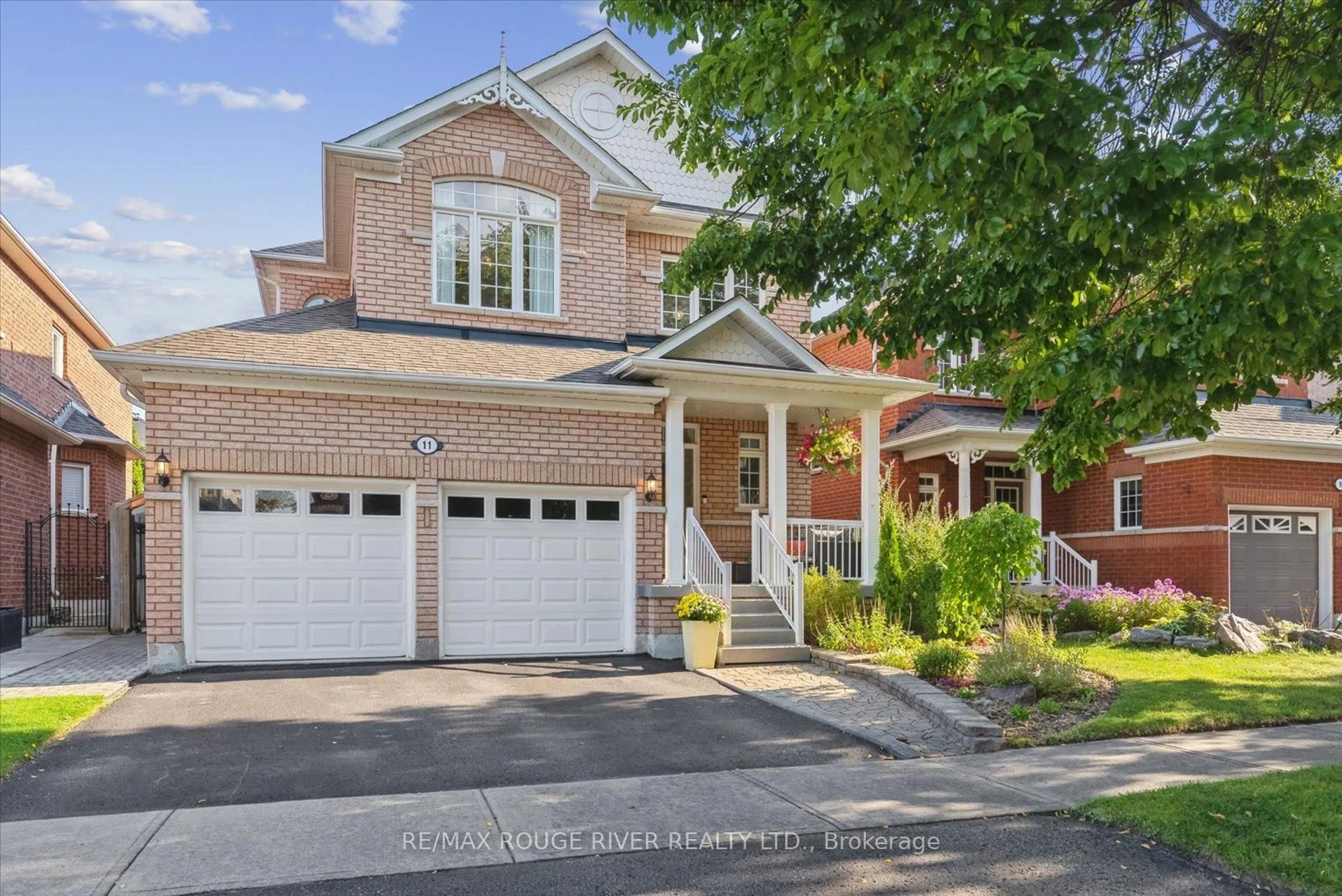 Home with brick exterior material, street for 11 Helston Cres, Whitby Ontario L1M 2J9