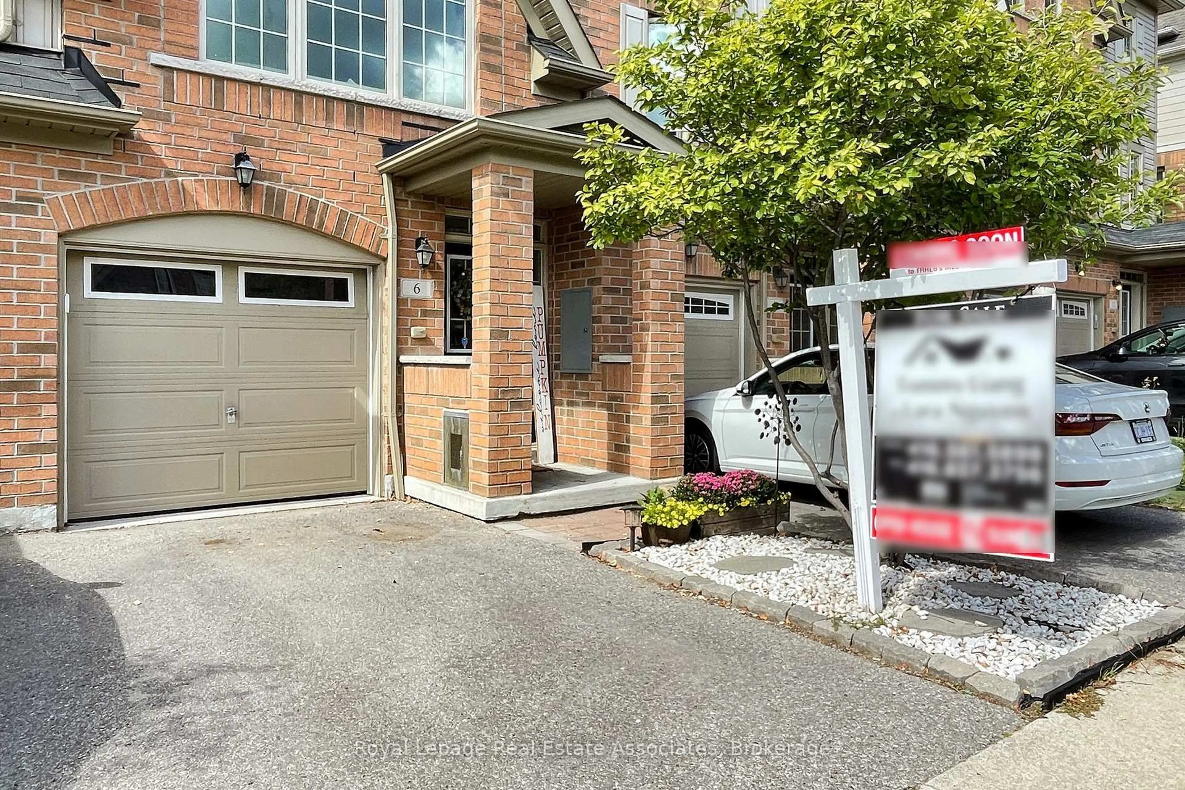 Home with brick exterior material, street for 6 Benjamin Way, Whitby Ontario L1N 0K5