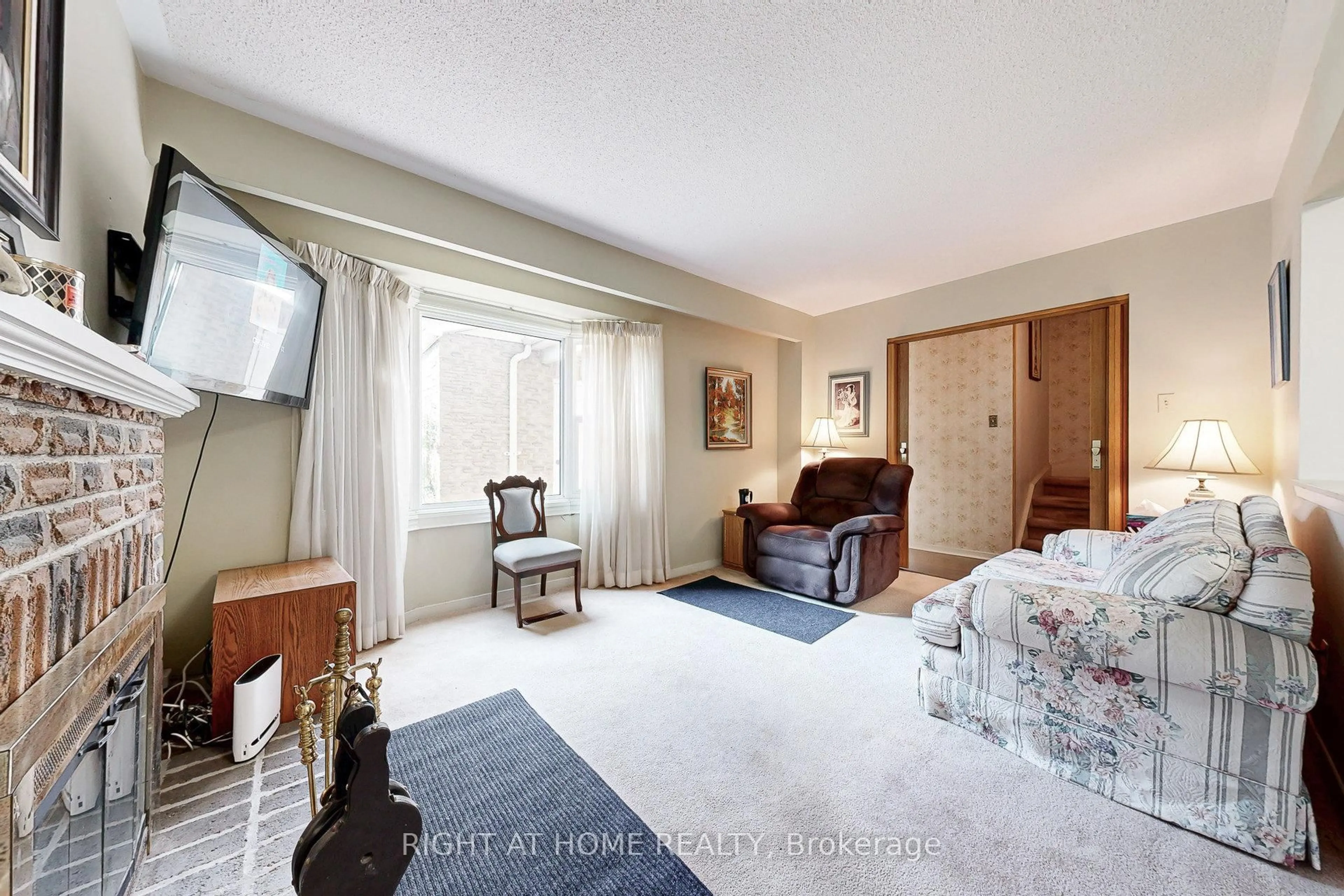 A pic of a room for 119 Grenbeck Dr, Toronto Ontario M1V 2H5
