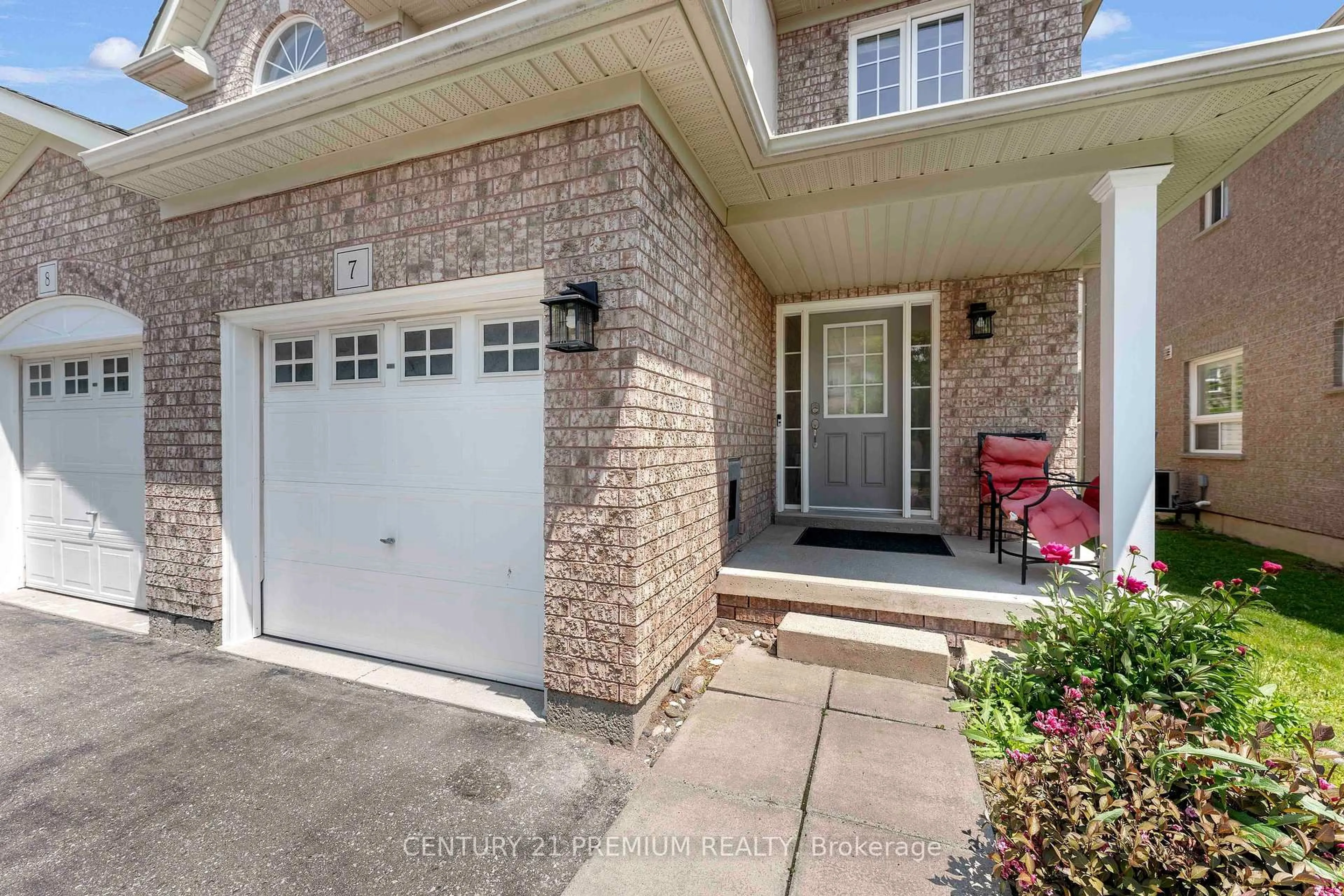 Home with brick exterior material, street for 460 Woodmount Dr #7, Oshawa Ontario L1K 0K3