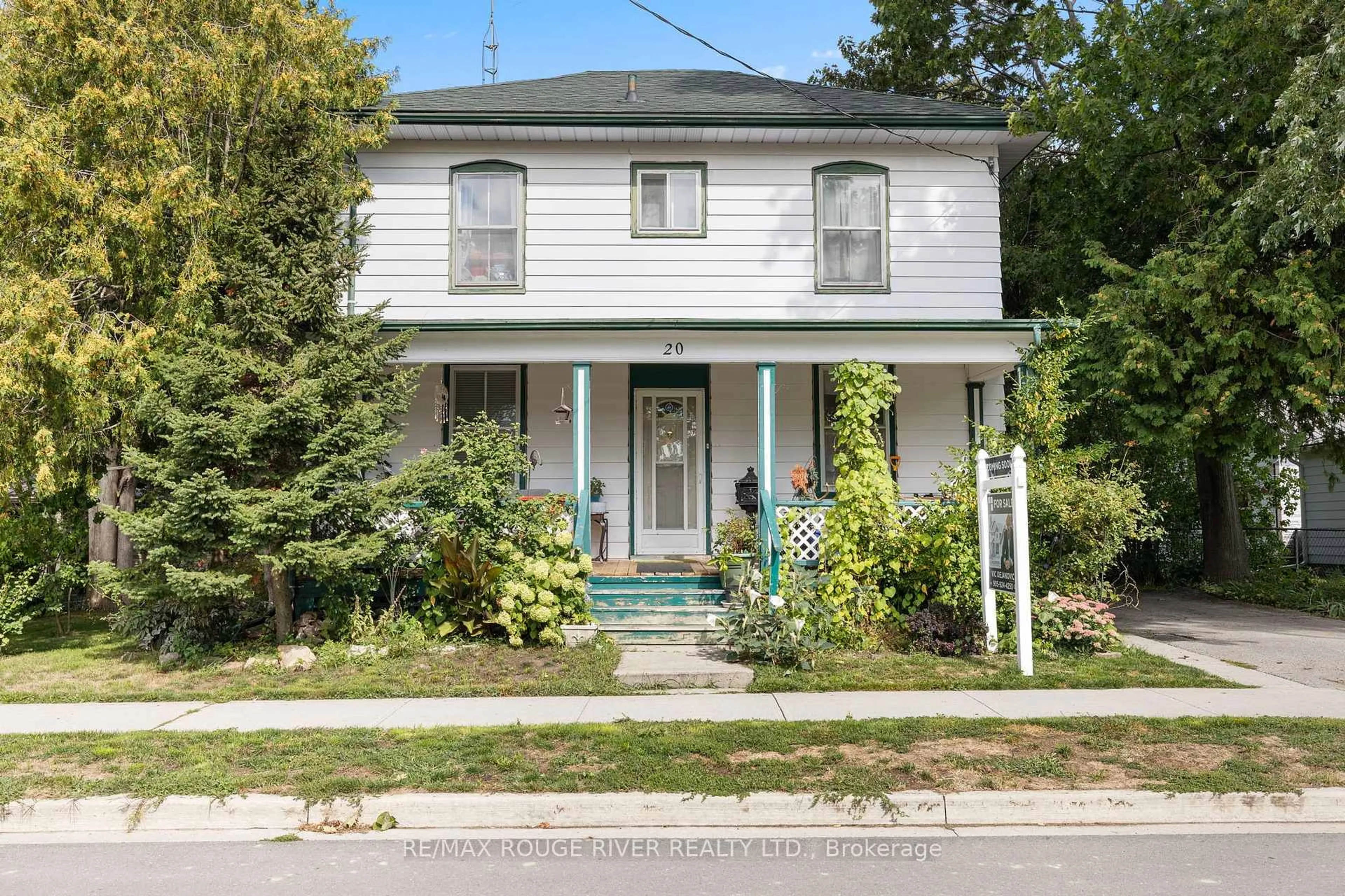 Home with vinyl exterior material, street for 20 Odell St, Clarington Ontario L1C 1Z5
