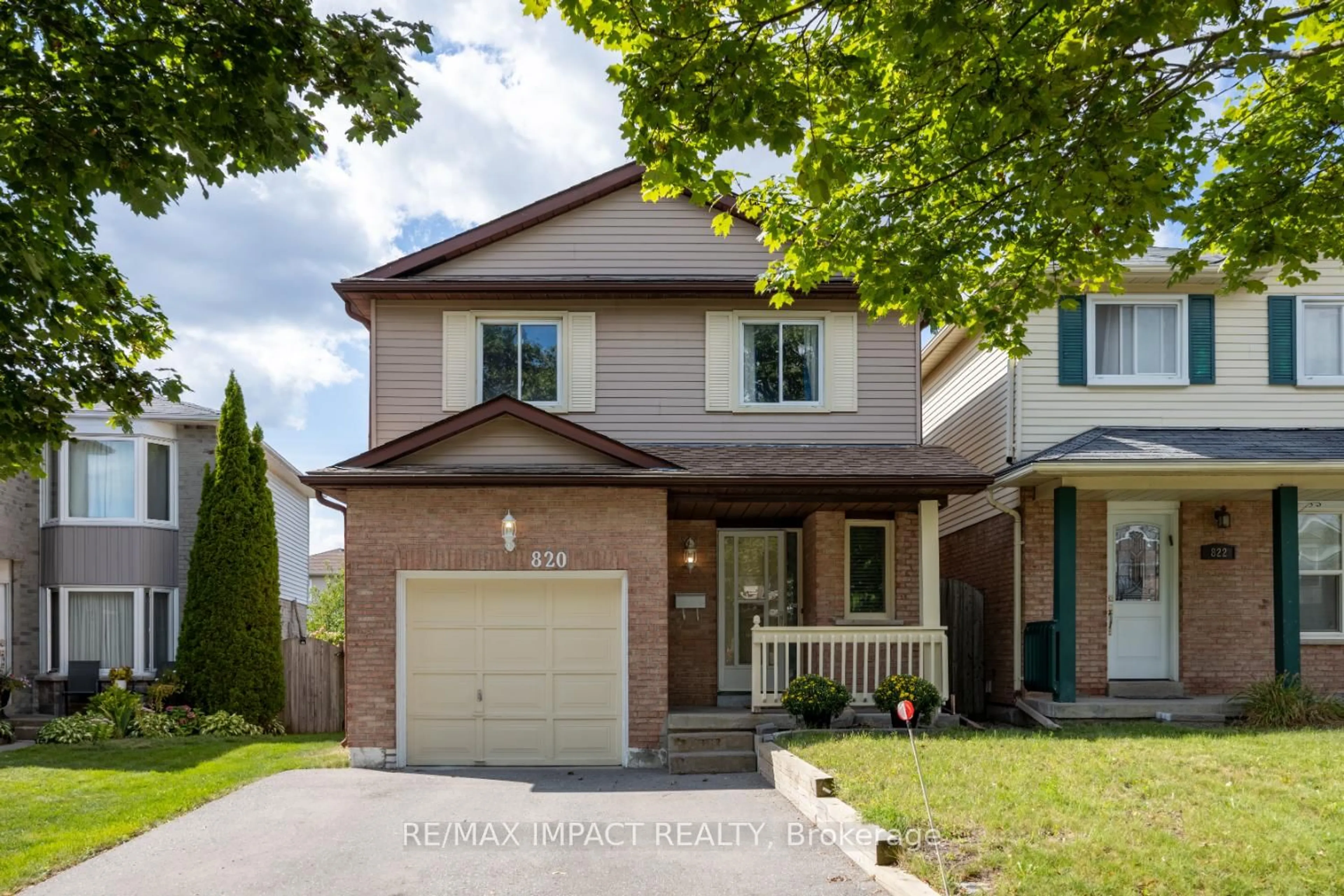 Home with brick exterior material, street for 820 Bennett Cres, Oshawa Ontario L1K 1V4