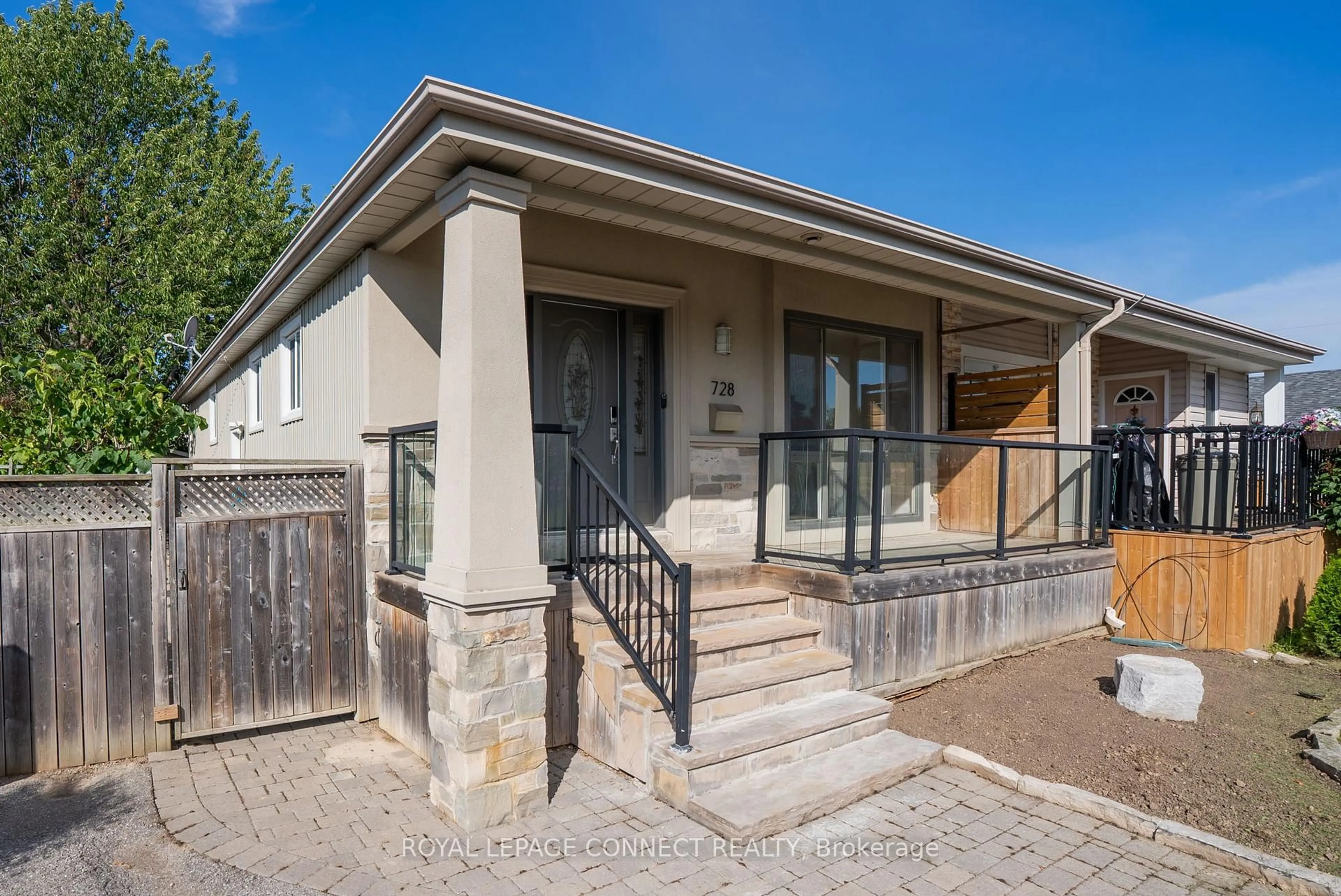 Unknown for 728 Cortez Ave, Pickering Ontario L1W 1Y4
