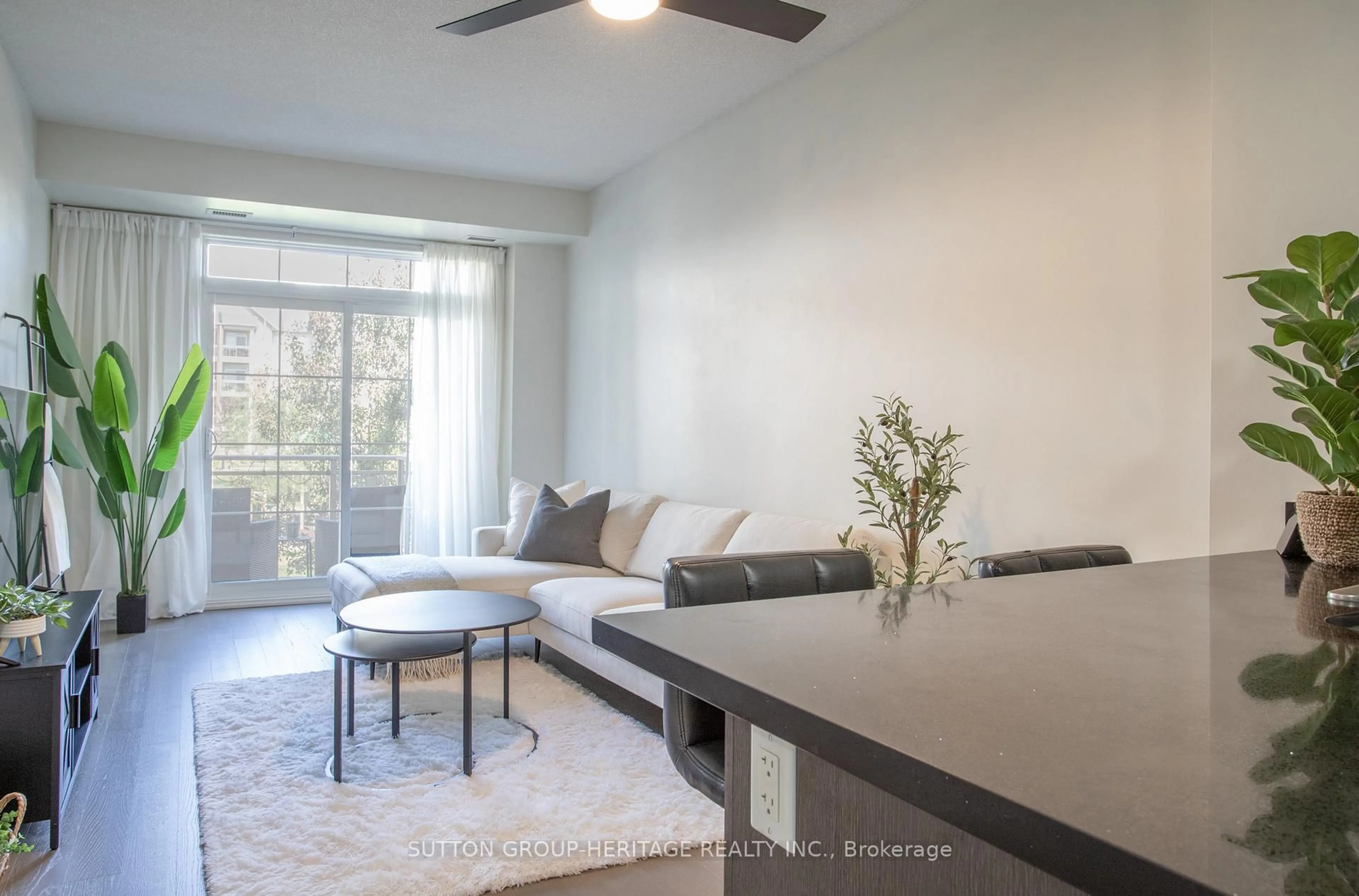 Living room with furniture, unknown for 84 Aspen Springs Dr #205, Clarington Ontario L1C 0V3