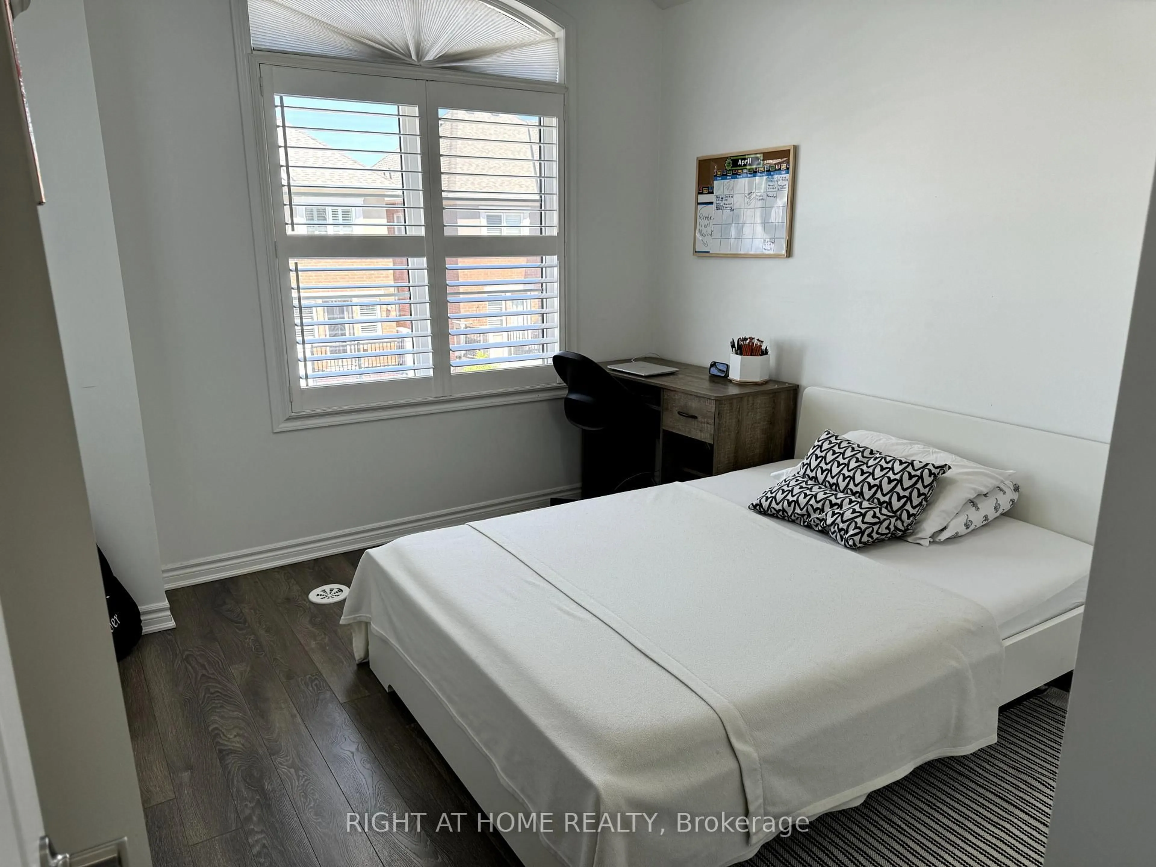 A pic of a room for 72 Ayers Cres, Toronto Ontario M1L 0C4