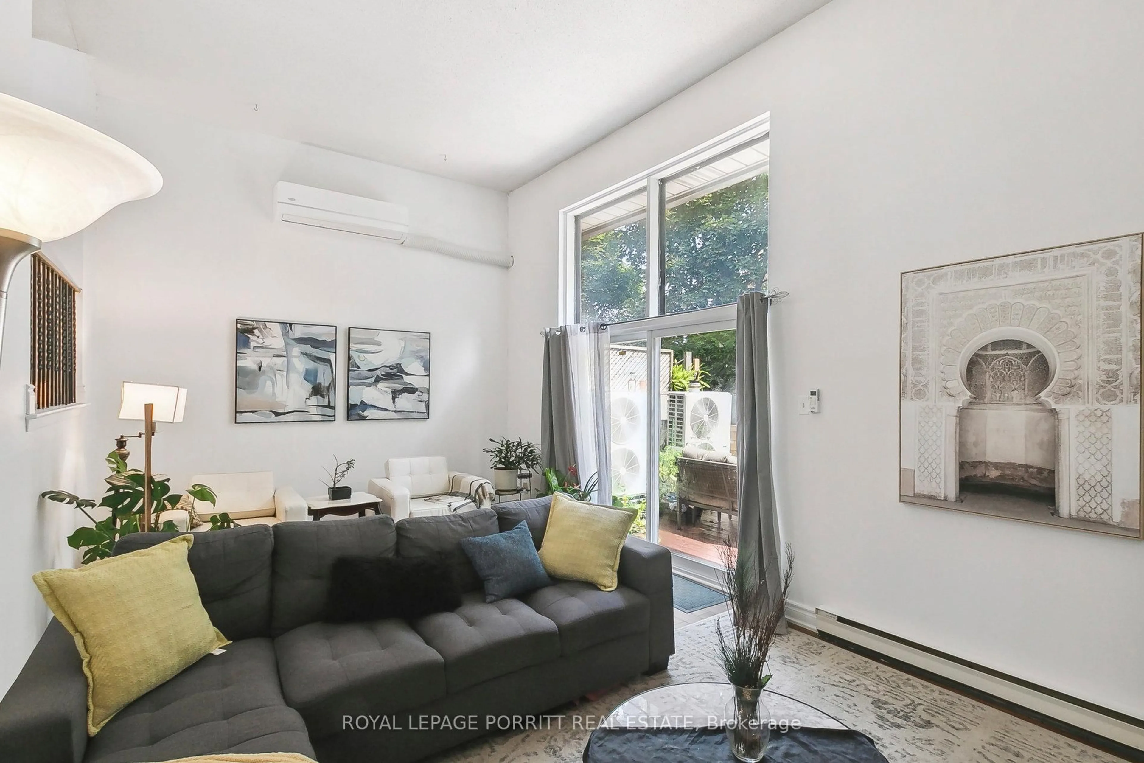 Living room with furniture, unknown for 1415 Fieldlight Blvd #17, Pickering Ontario L1V 2S3