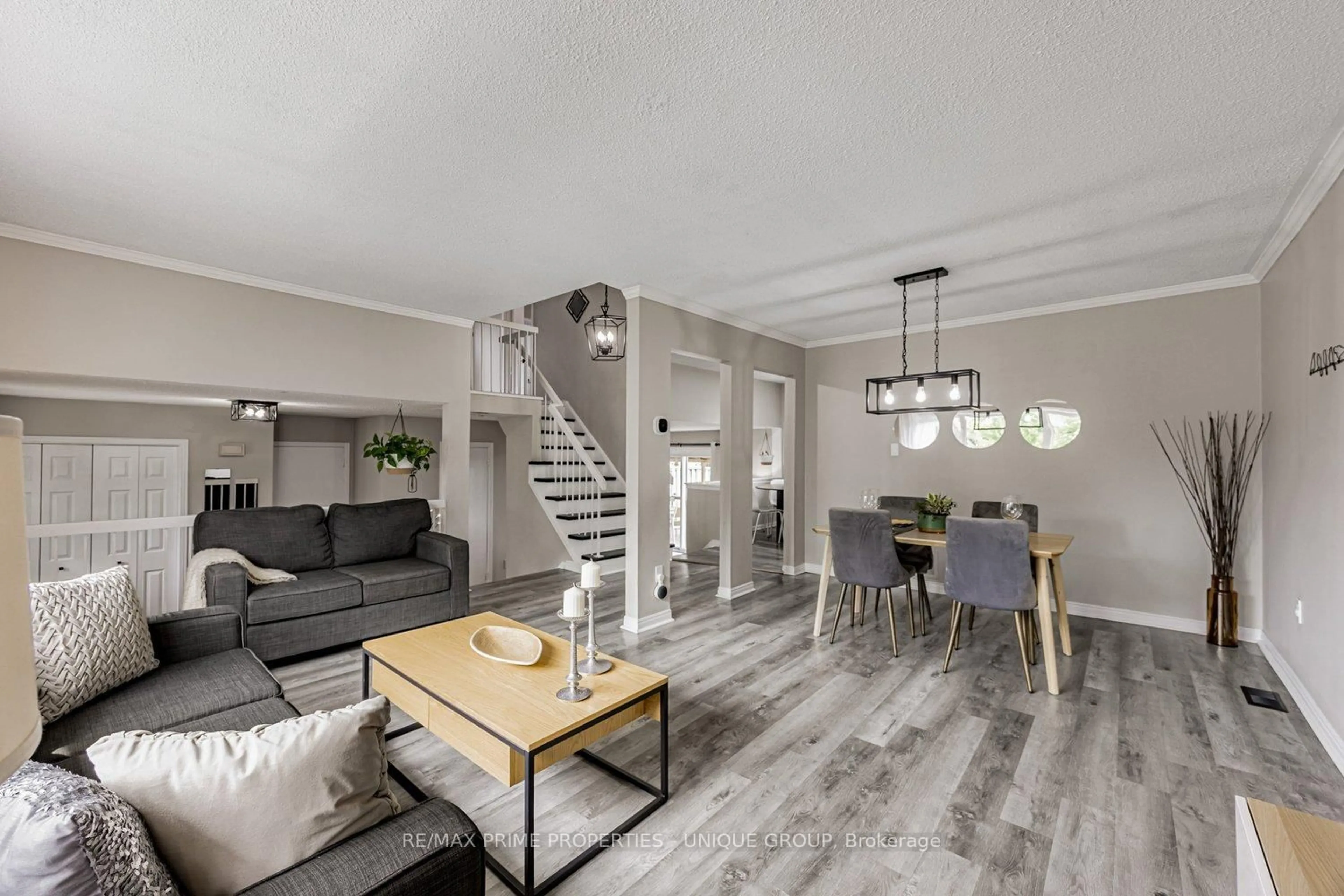 Living room with furniture, unknown for 742 Greenbriar Dr, Oshawa Ontario L1G 7J6
