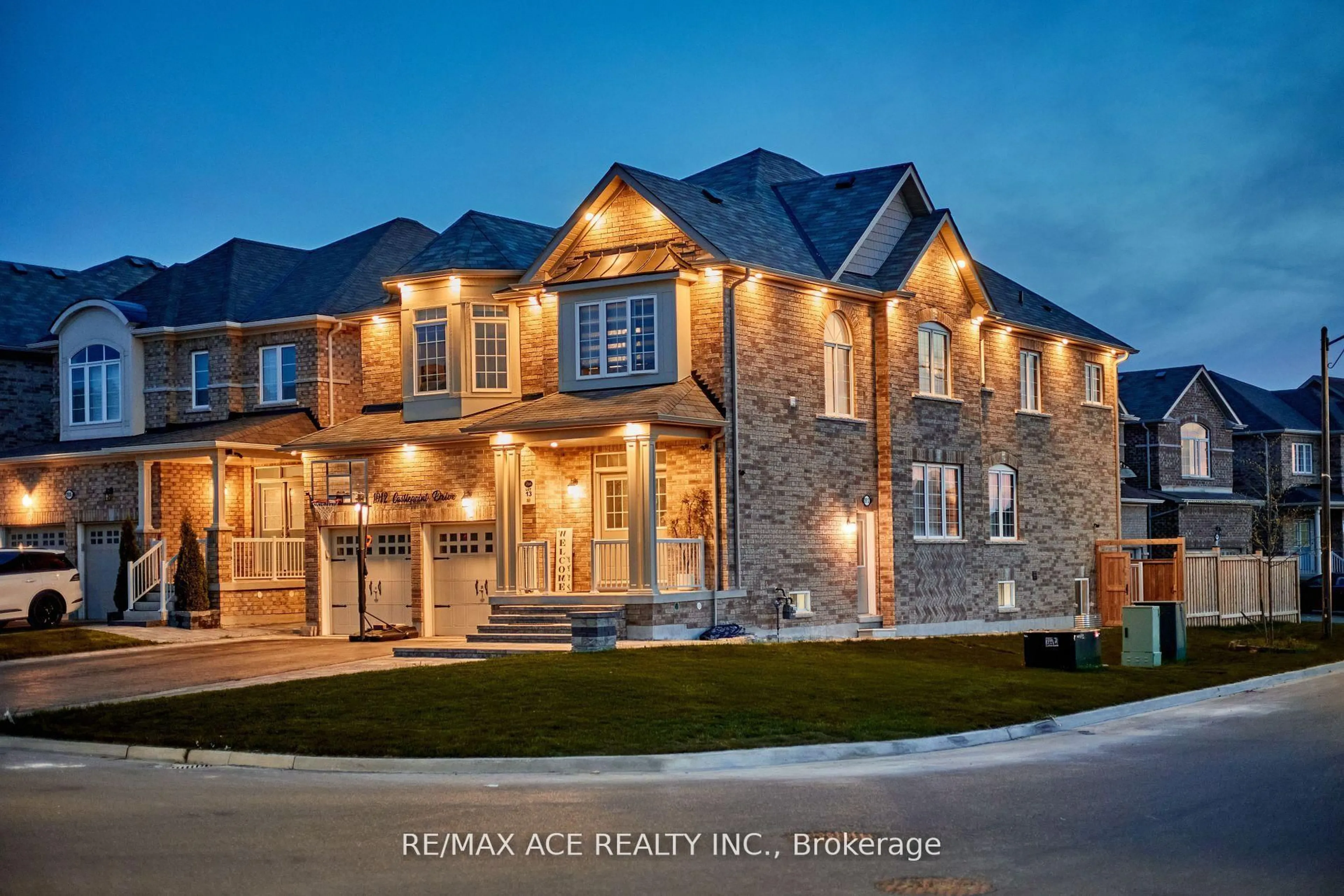 Home with brick exterior material, building for 1912 Castlepoint Dr, Oshawa Ontario L1K 0P2