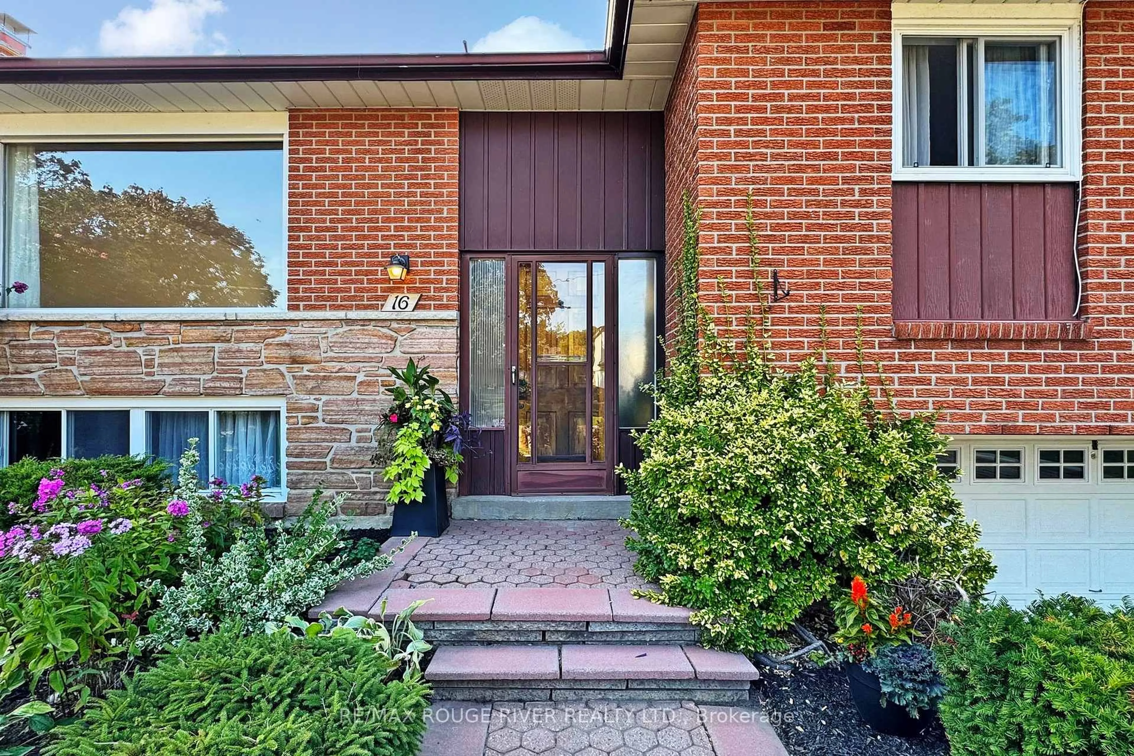 Home with brick exterior material, street for 16 Haviland Dr, Toronto Ontario M1C 2T7