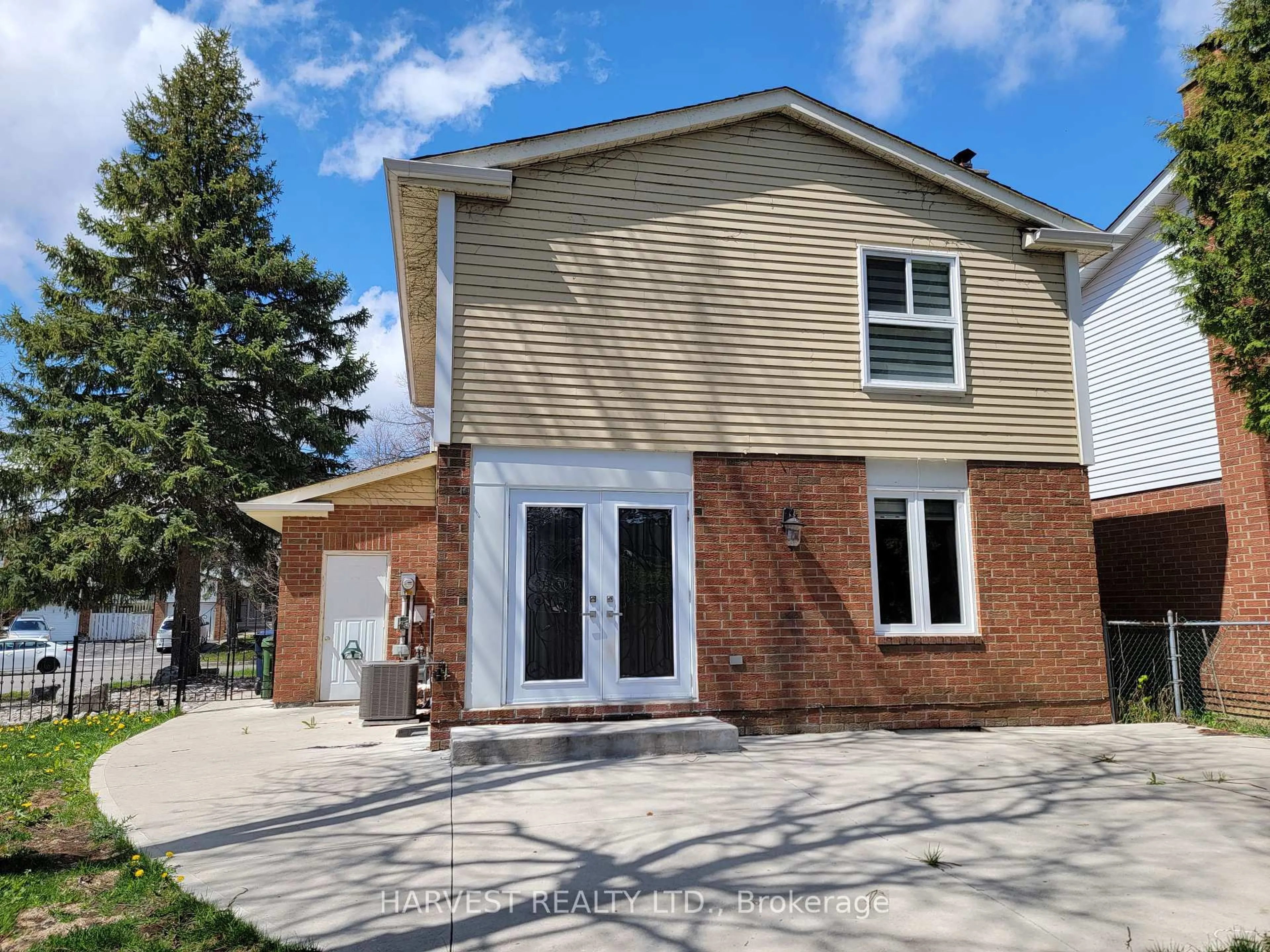 Home with brick exterior material, street for 33 Oakhaven Dr, Toronto Ontario M1V 1X8