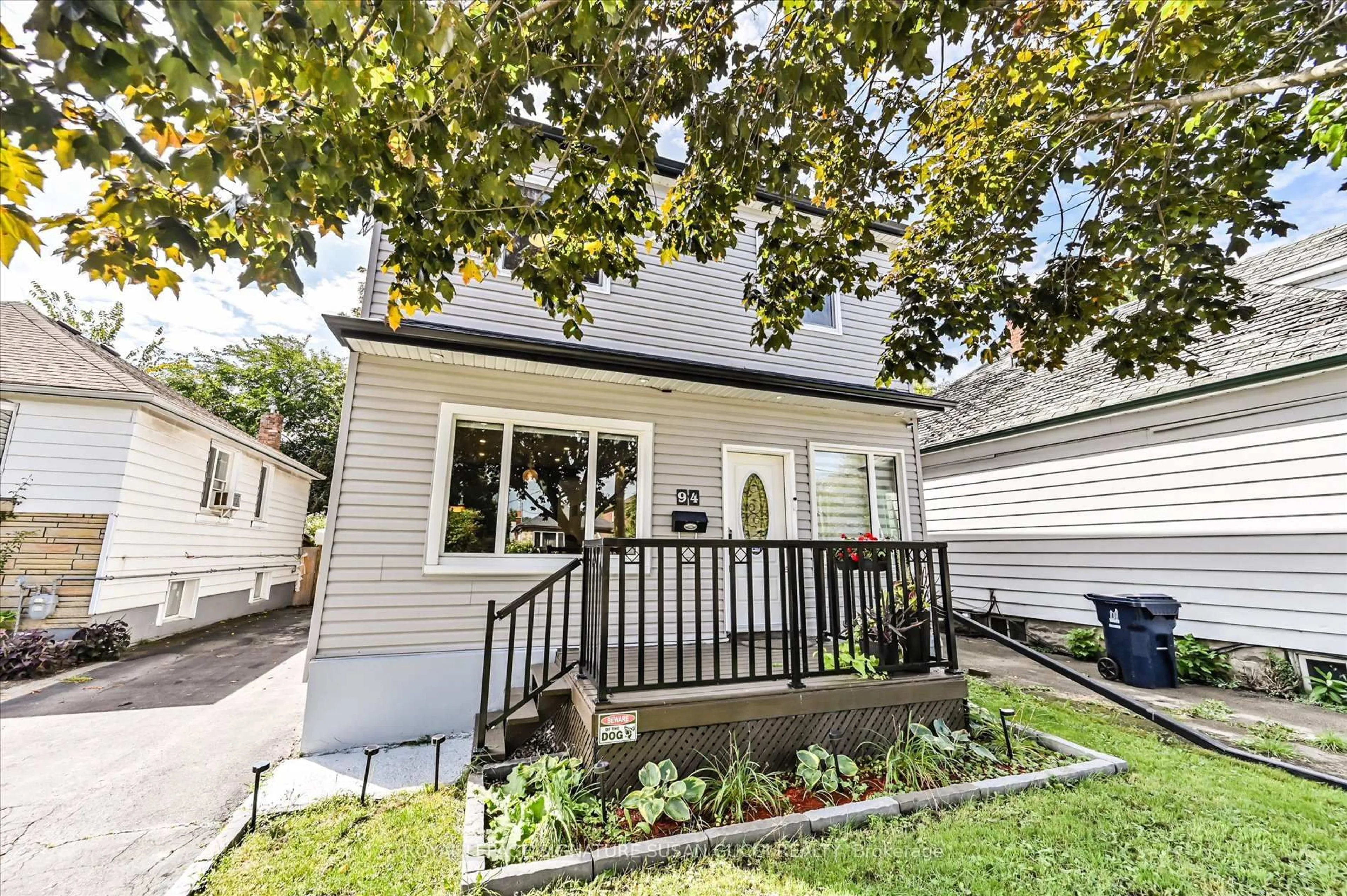 Home with vinyl exterior material, street for 94 Meighen Ave, Toronto Ontario M4B 2H7