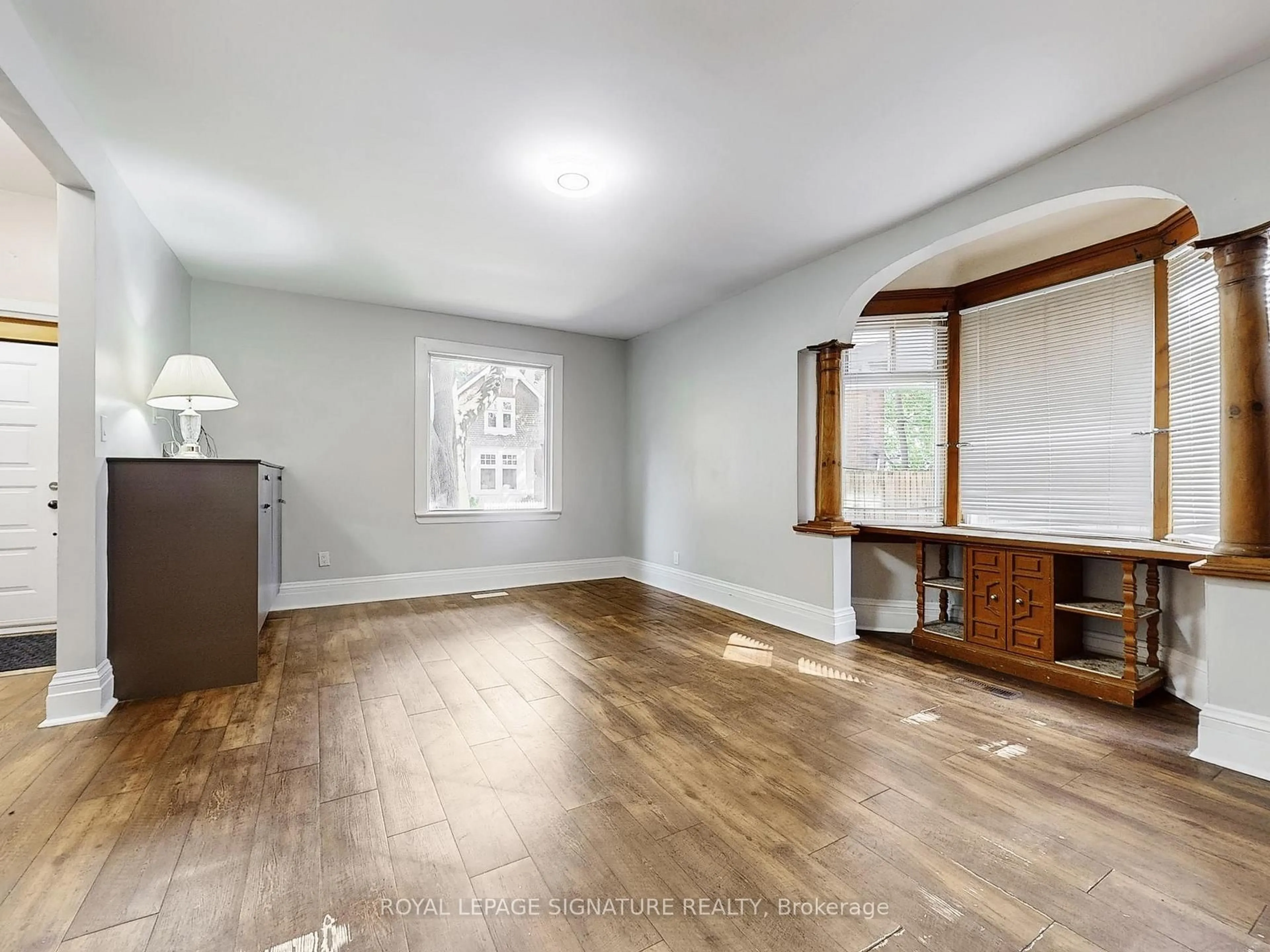 A pic of a room for 17 Austin Ave, Toronto Ontario M4M 1V7