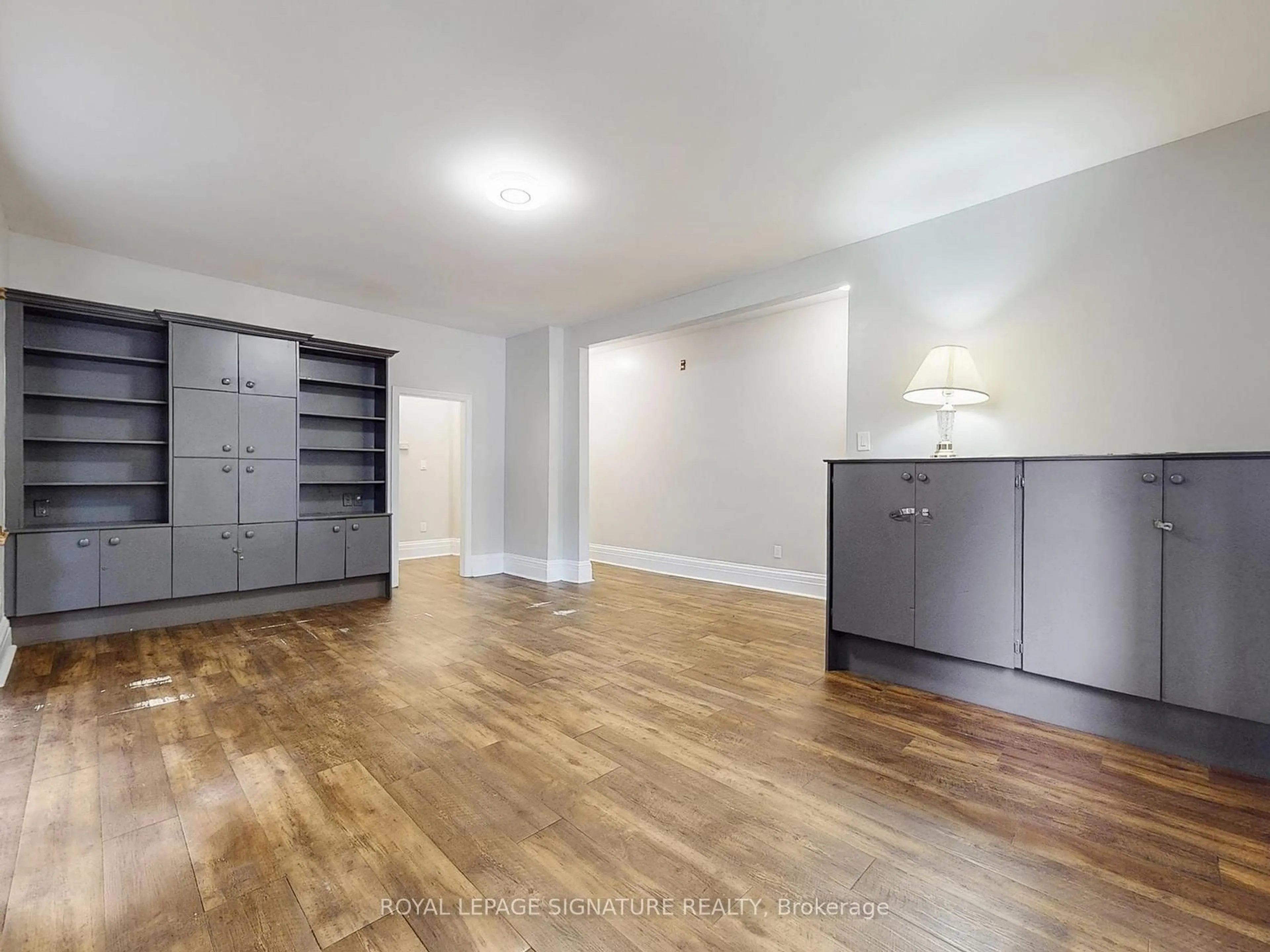 A pic of a room for 17 Austin Ave, Toronto Ontario M4M 1V7