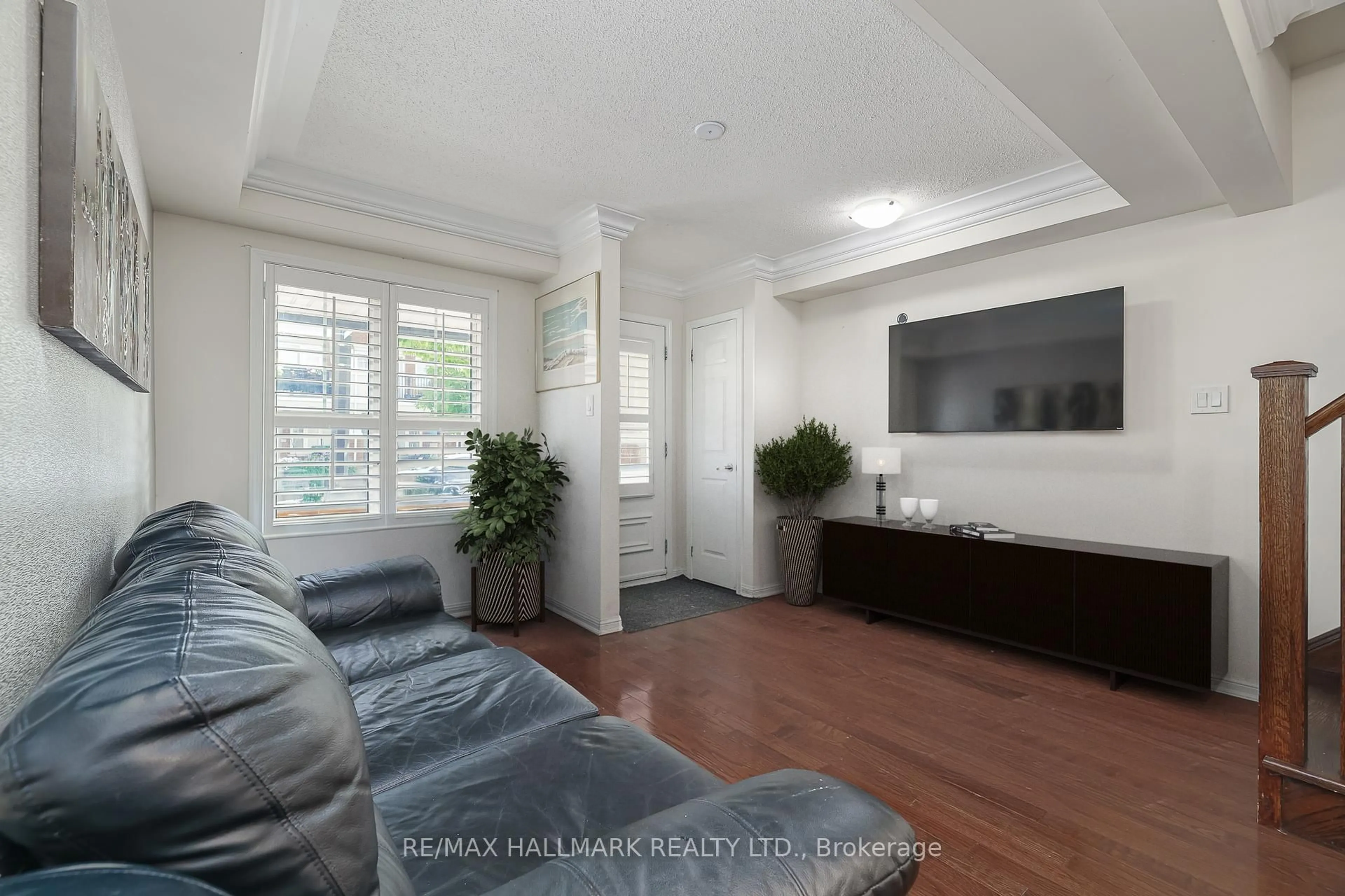 Living room with furniture, unknown for 30 Mendelssohn St #9, Toronto Ontario M1L 0G8