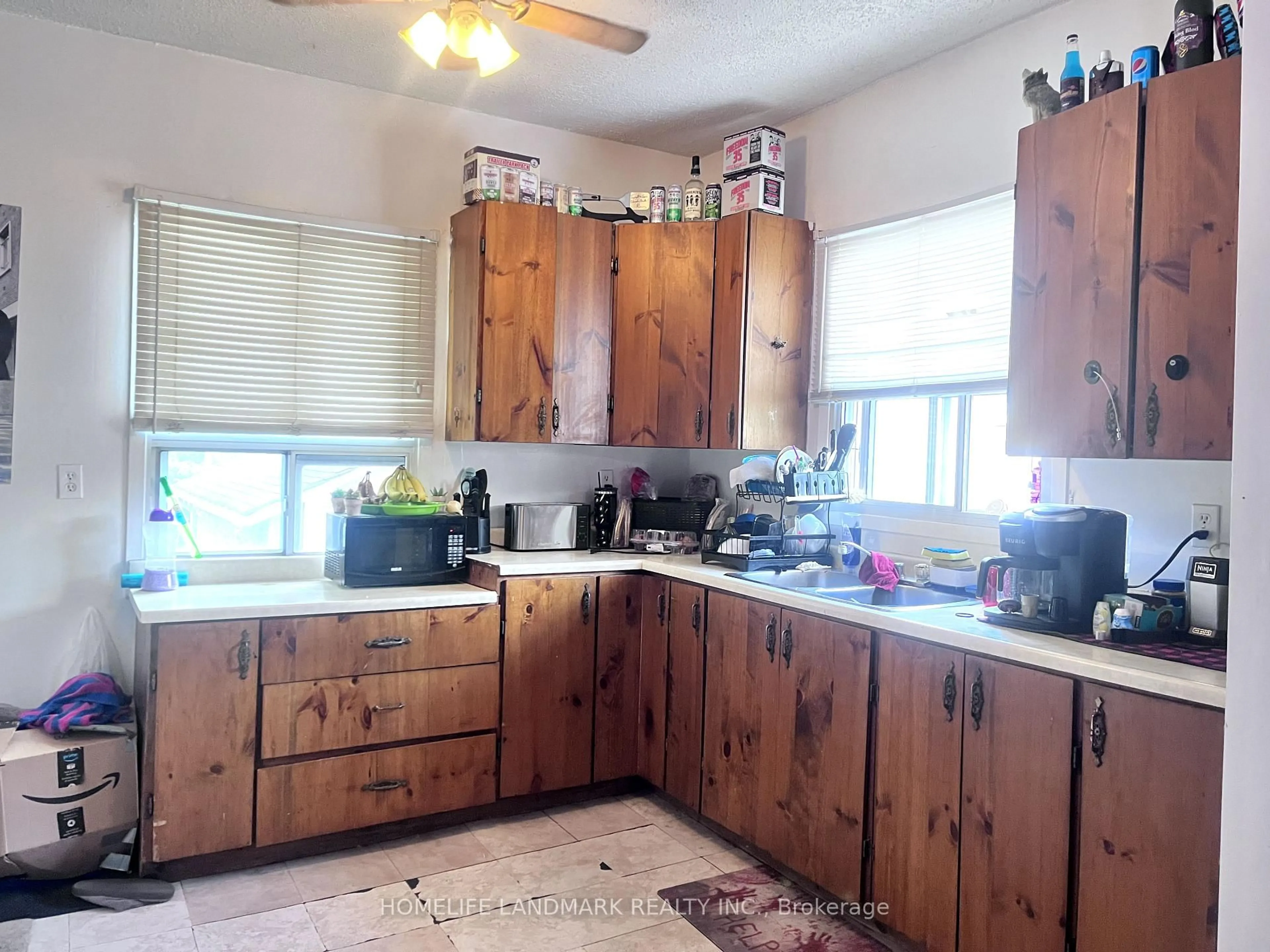 Standard kitchen, unknown for 367 Buena Vista Ave, Oshawa Ontario L1J 2M6