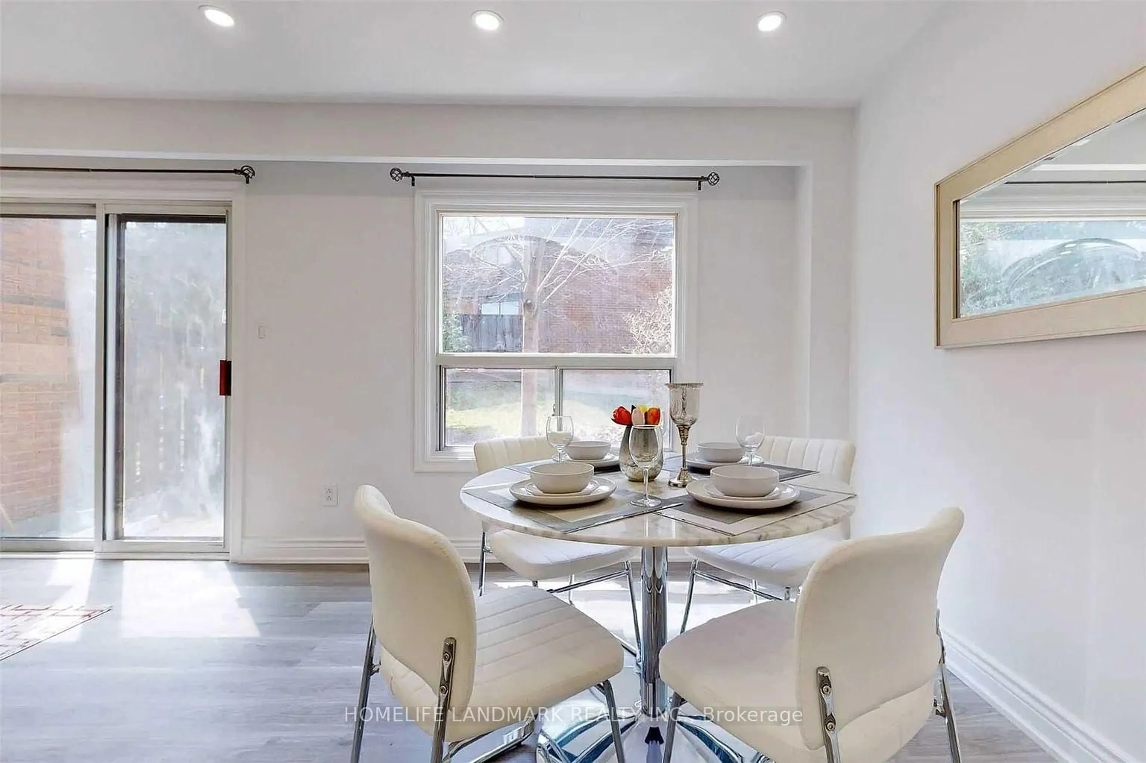 Dining room, ceramic/tile floor for 314 Sprucewood Crt, Toronto Ontario M1W 1R1