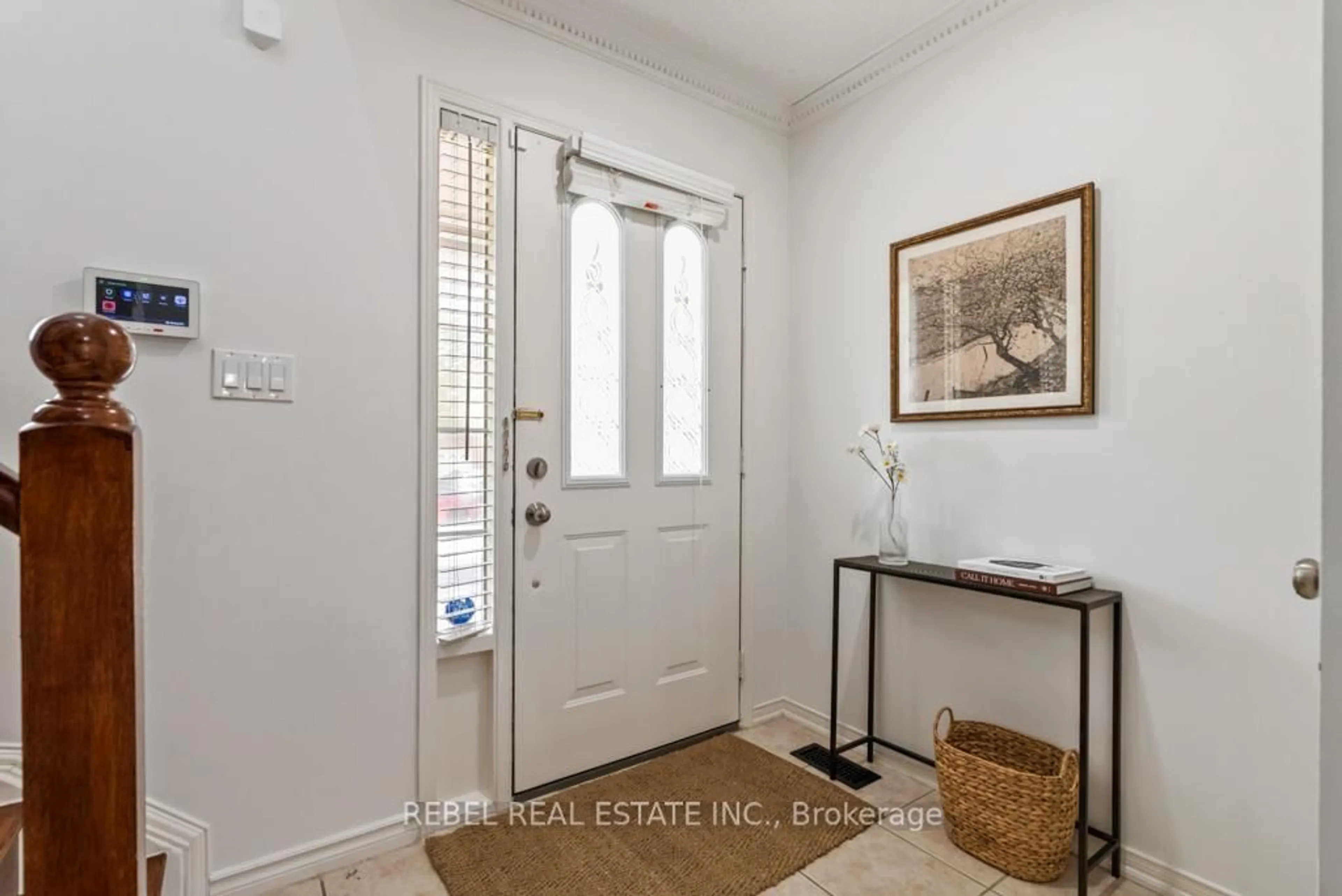 Indoor entryway for 72 Tansley Cres, Ajax Ontario L1Z 1Y6