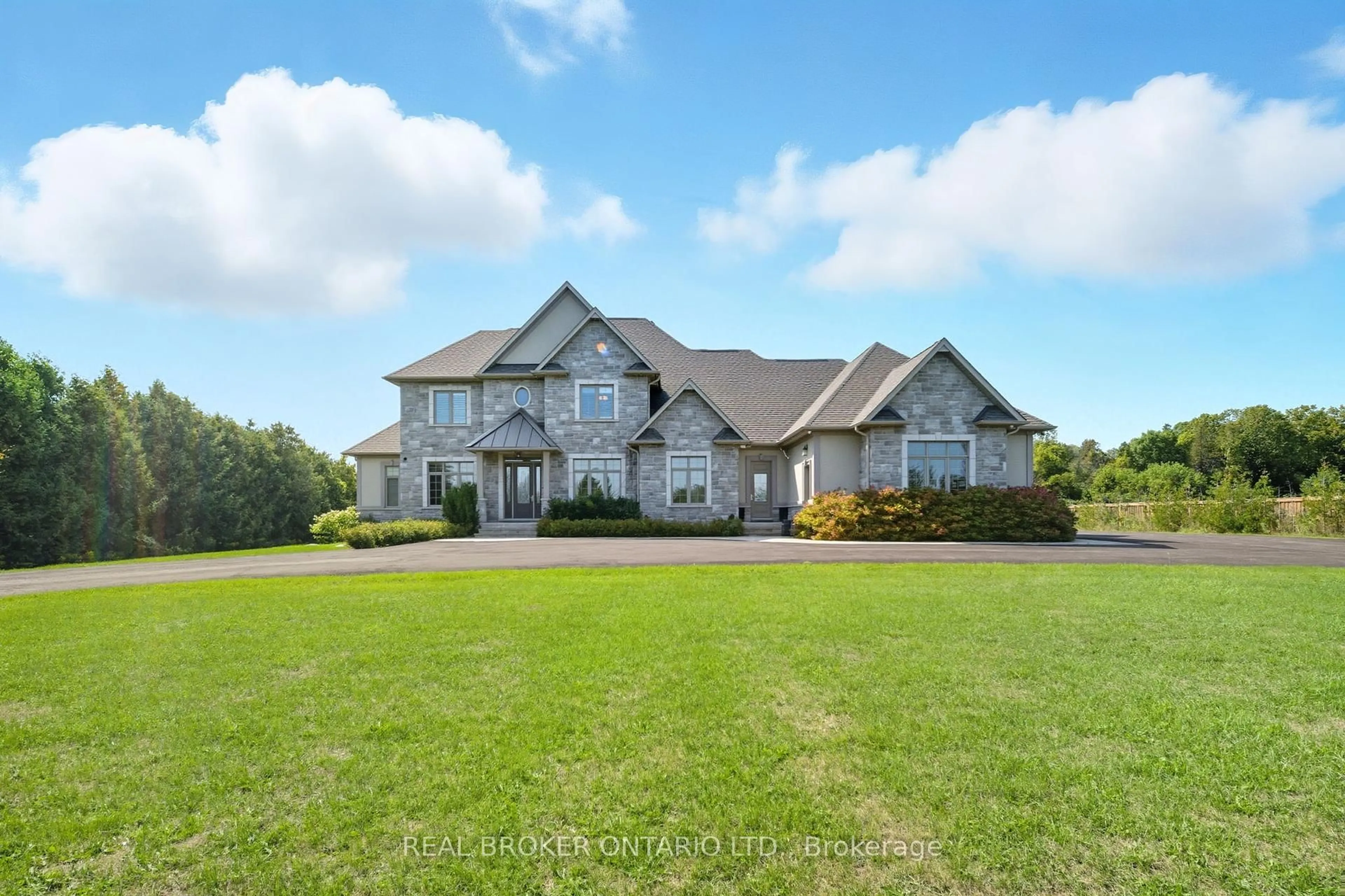 A pic from outside/outdoor area/front of a property/back of a property/a pic from drone, water/lake/river/ocean view for 3240 Salem Rd, Pickering Ontario L1X 0J7