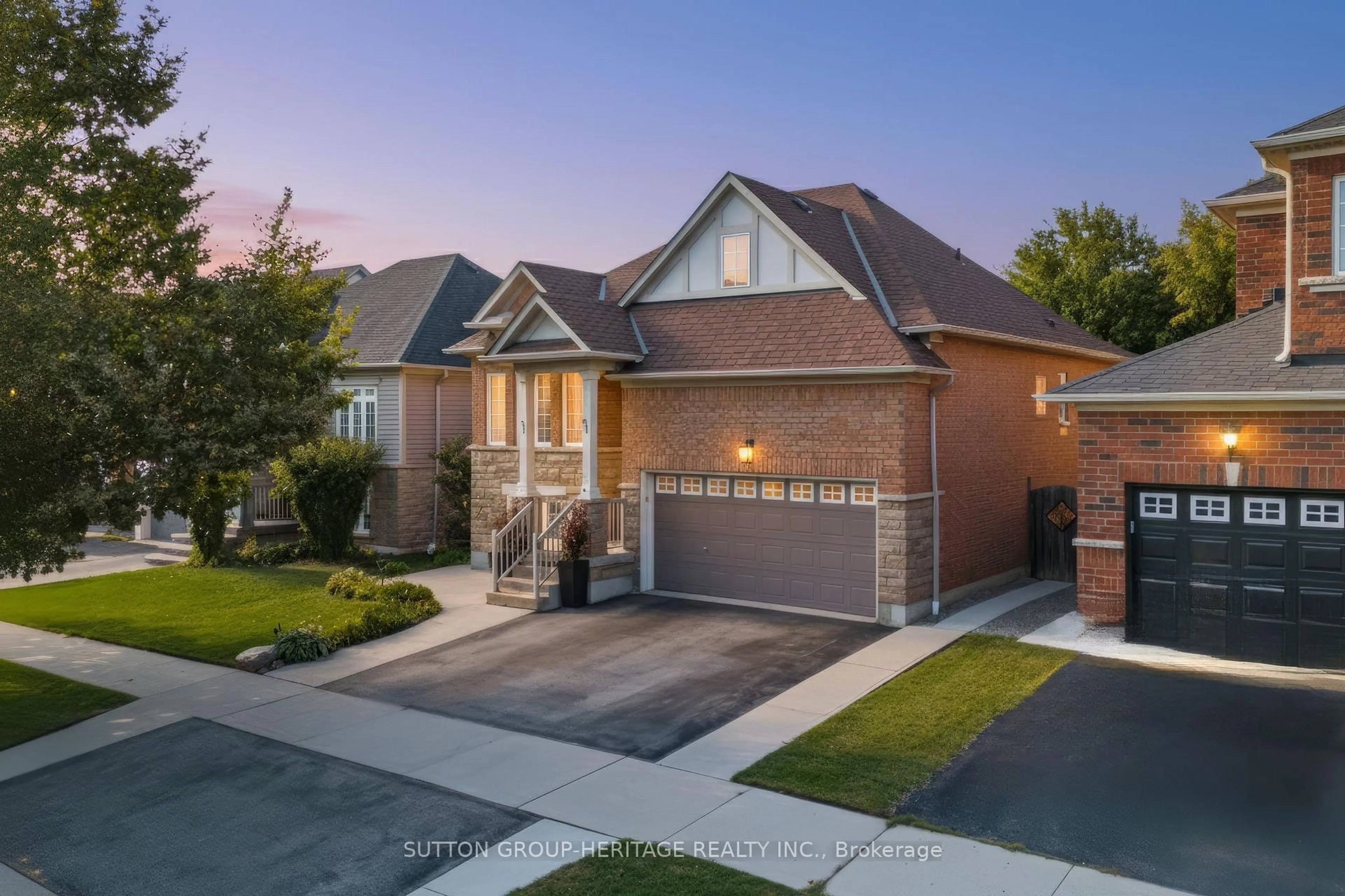 Home with brick exterior material, street for 14 Sleepy Hollow Pl, Whitby Ontario L1R 0E4
