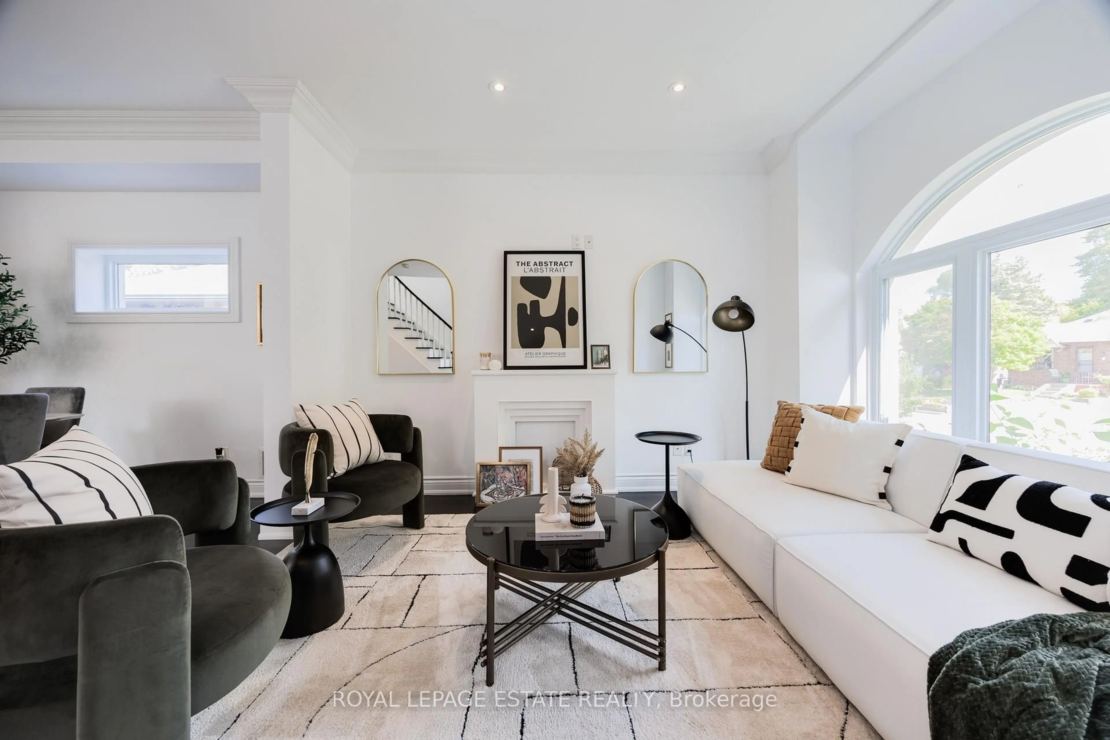 Living room with furniture, unknown for 32 Manderley Dr, Toronto Ontario M1N 3E7