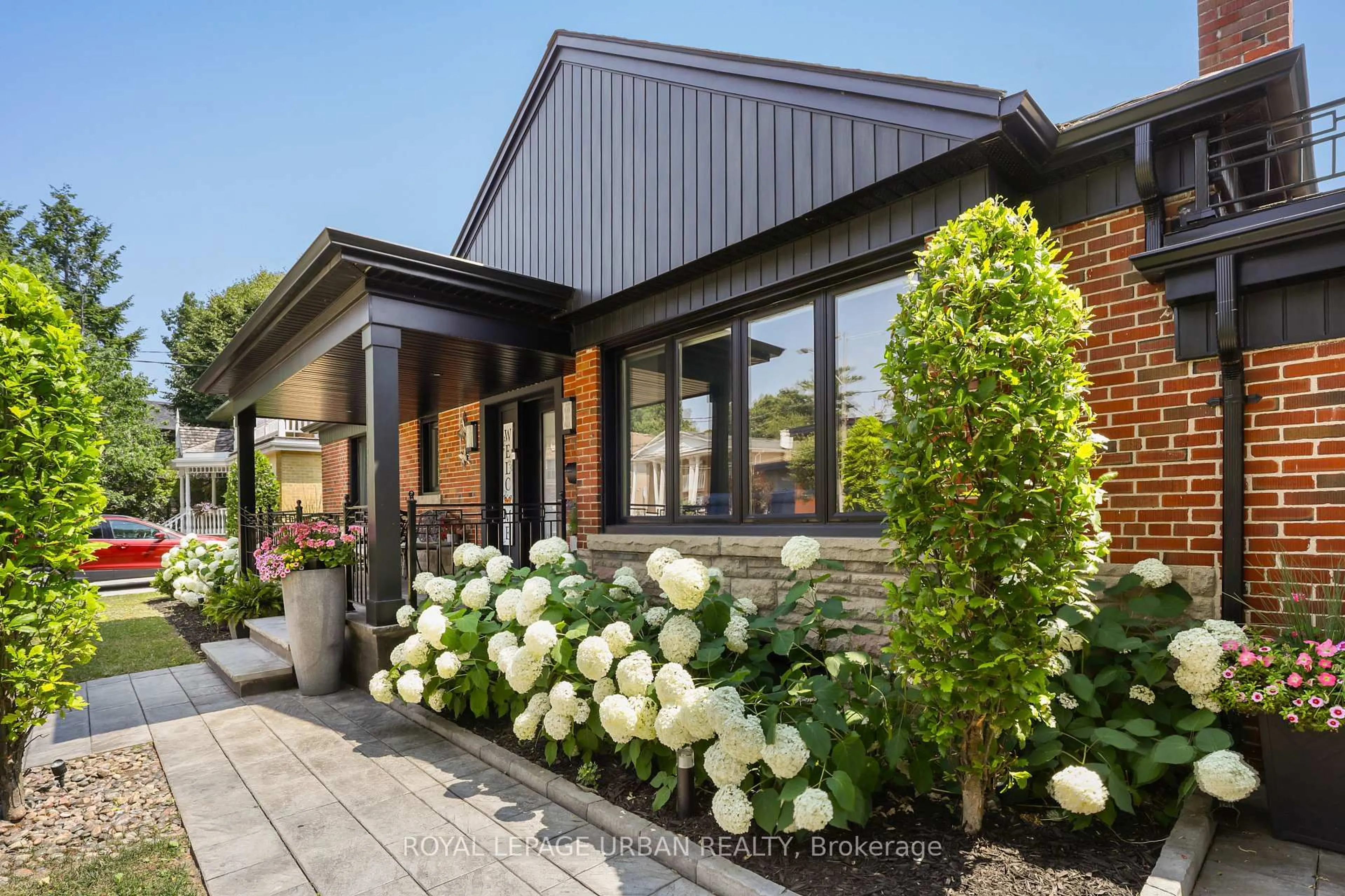Home with brick exterior material, street for 147 Parkview Hill Cres, Toronto Ontario M4B 1R7