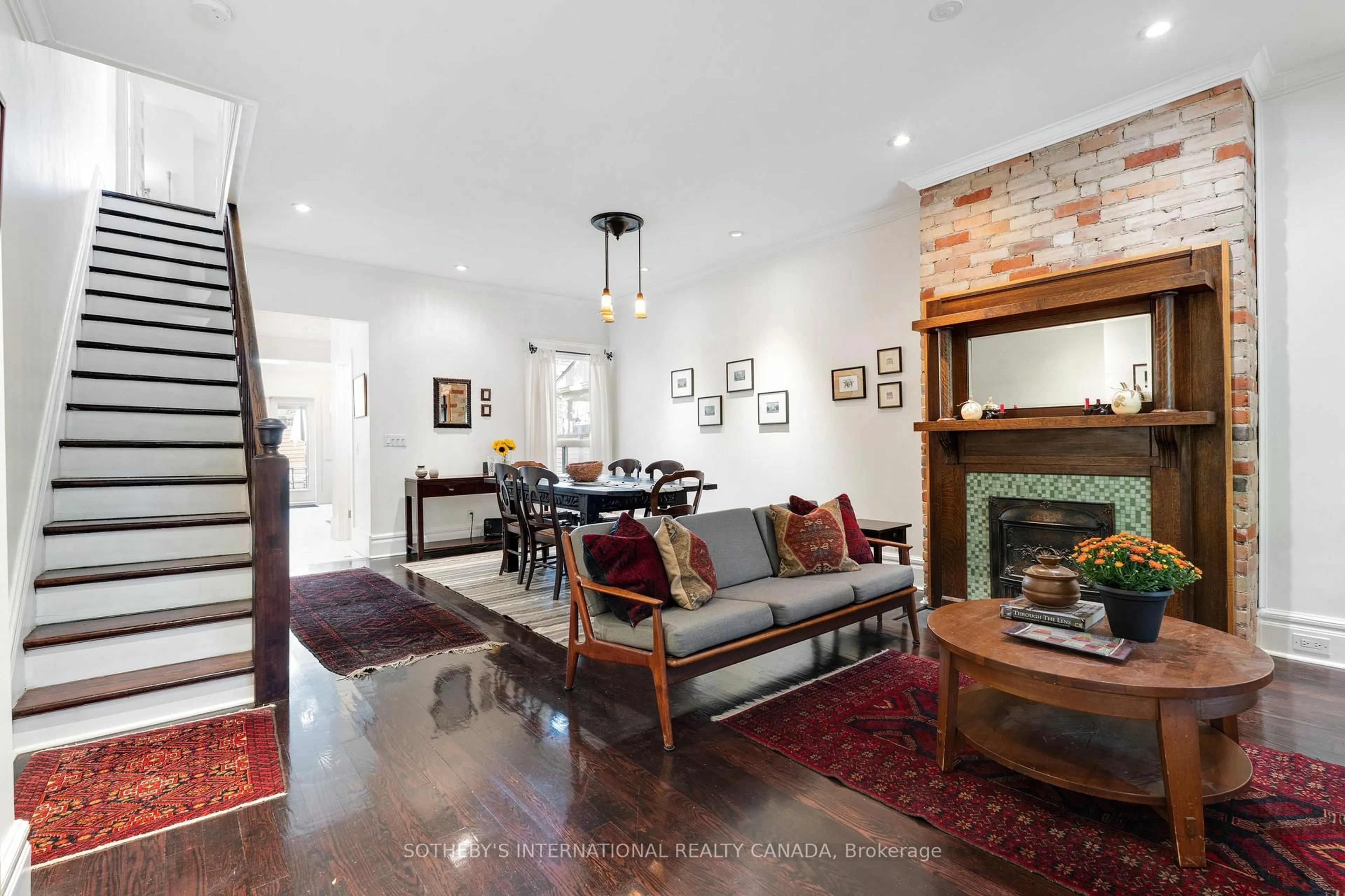 Unknown for 50 Dingwall Ave, Toronto Ontario M4J 1C3