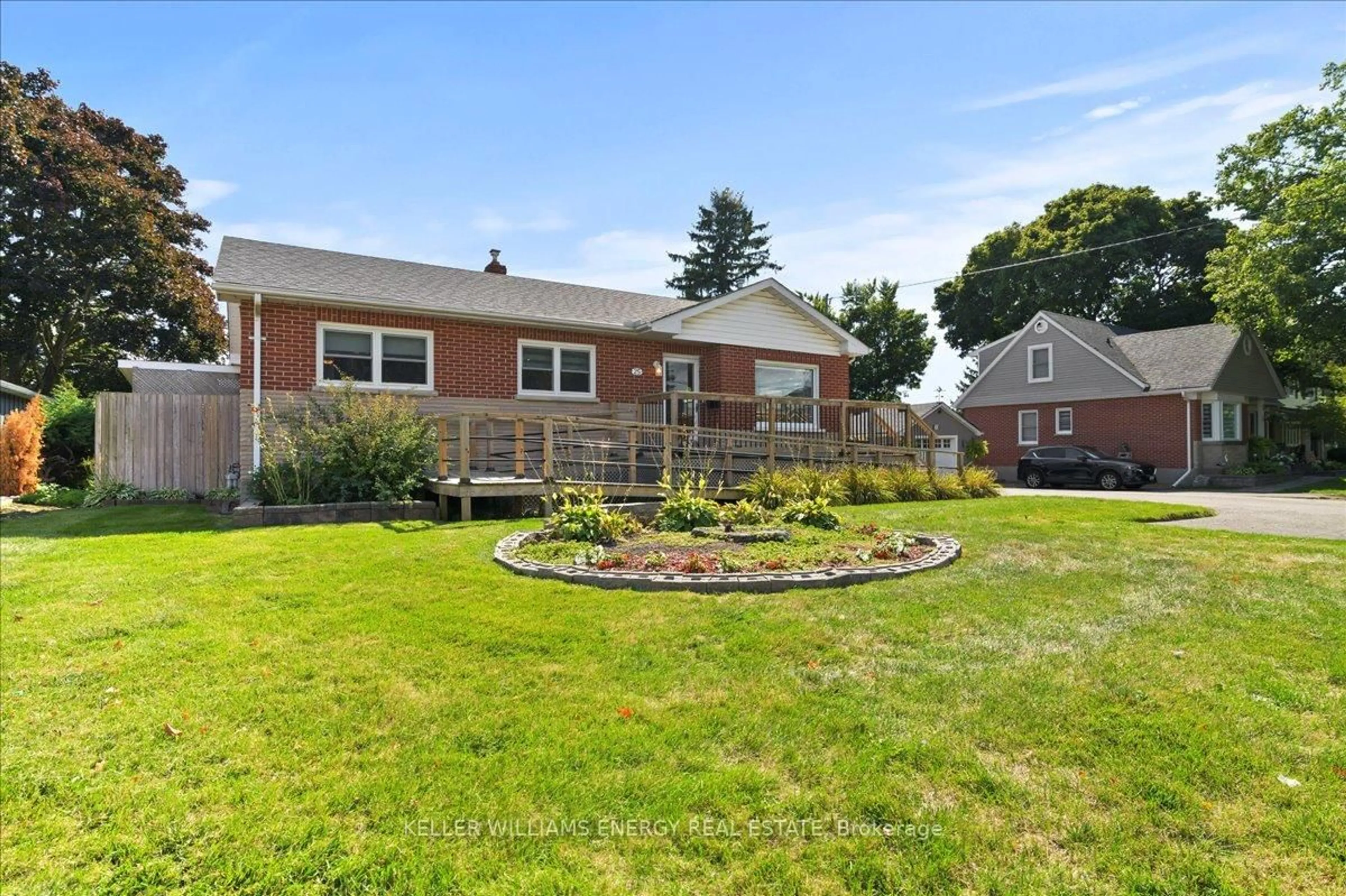 Unknown for 25 Concession St, Clarington Ontario L1C 1Y2