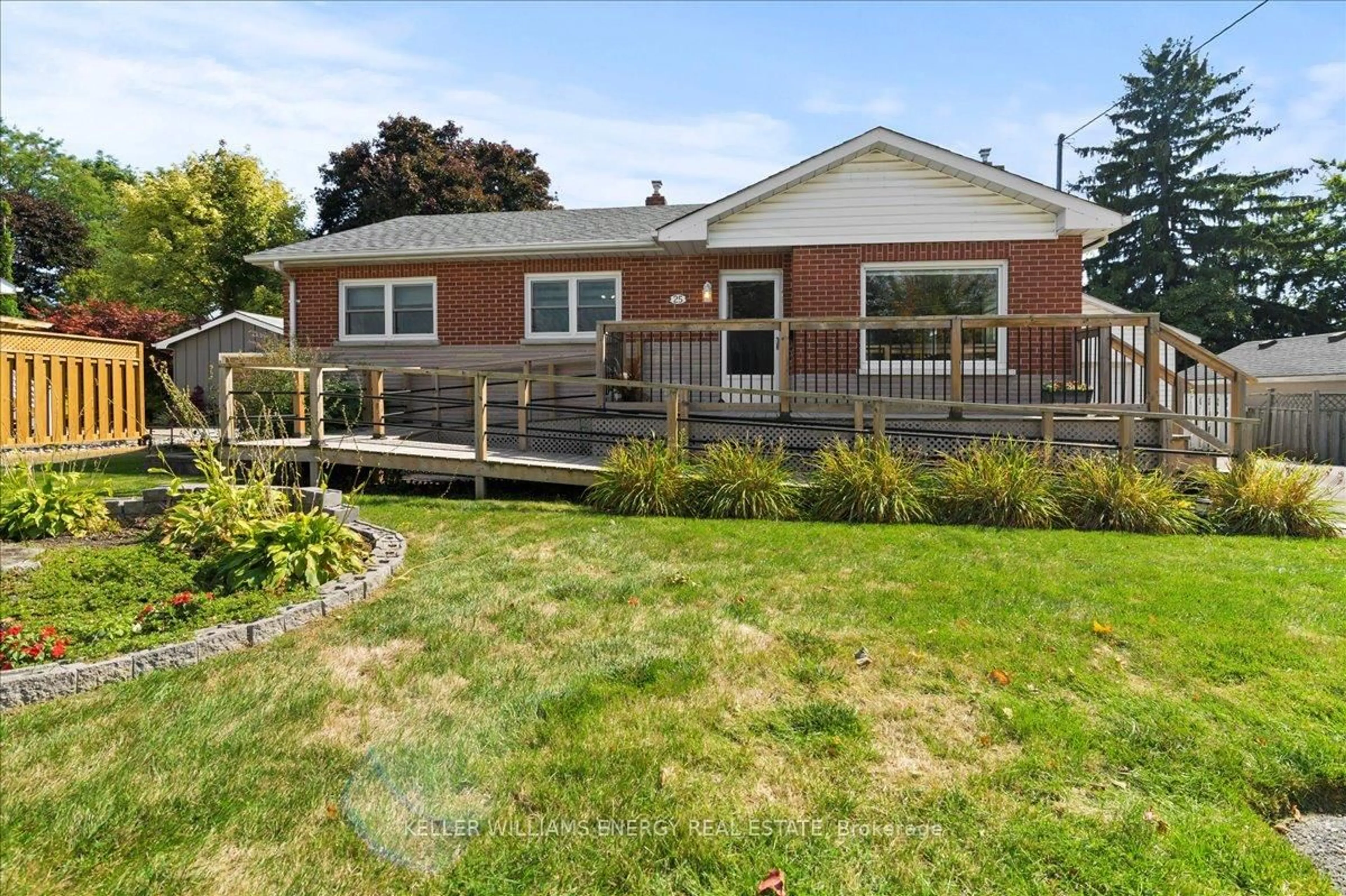 Unknown for 25 Concession St, Clarington Ontario L1C 1Y2