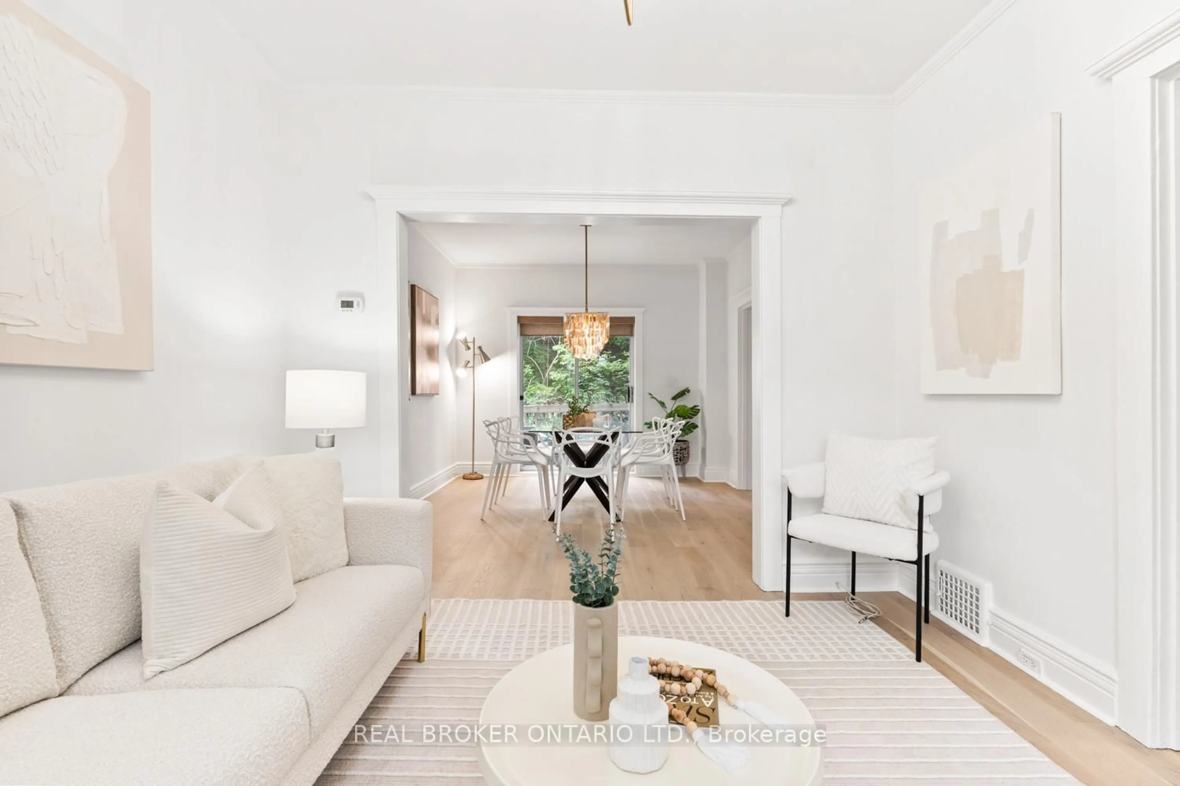 Living room with furniture, unknown for 43 Hunter St, Toronto Ontario M4J 1C1