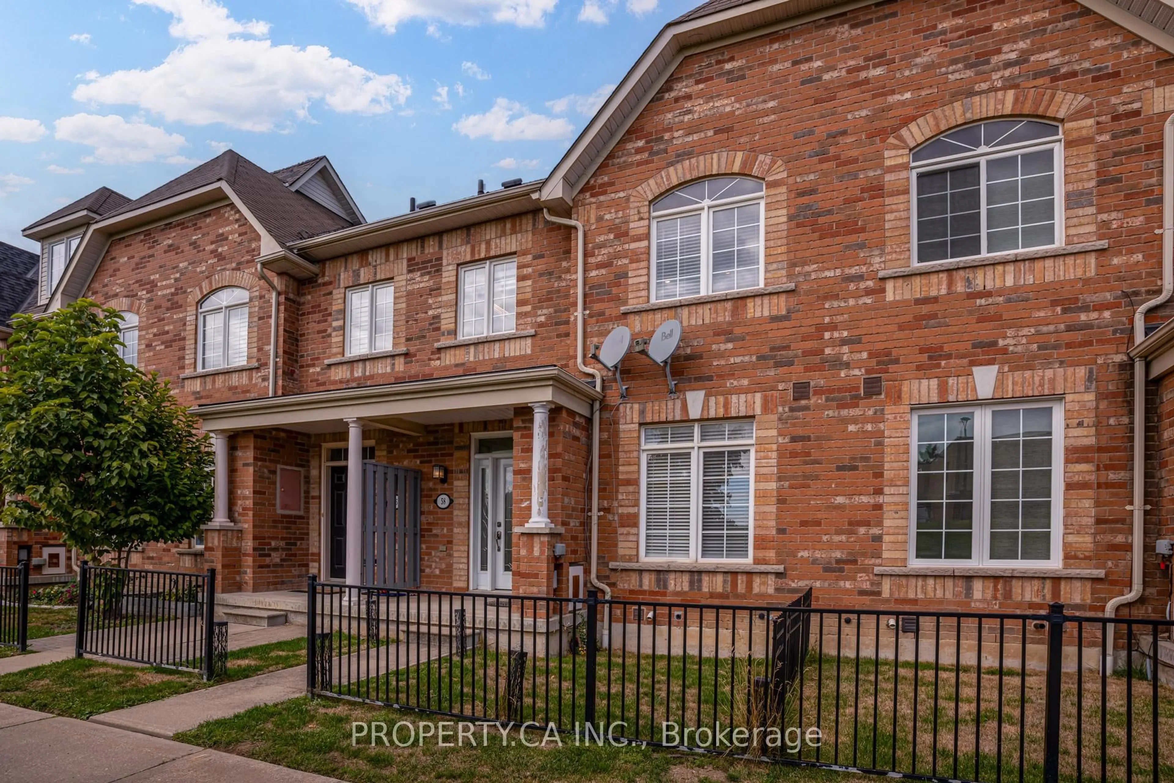 Home with brick exterior material, street for 58 Wicker Park Way, Whitby Ontario L1R 0C7