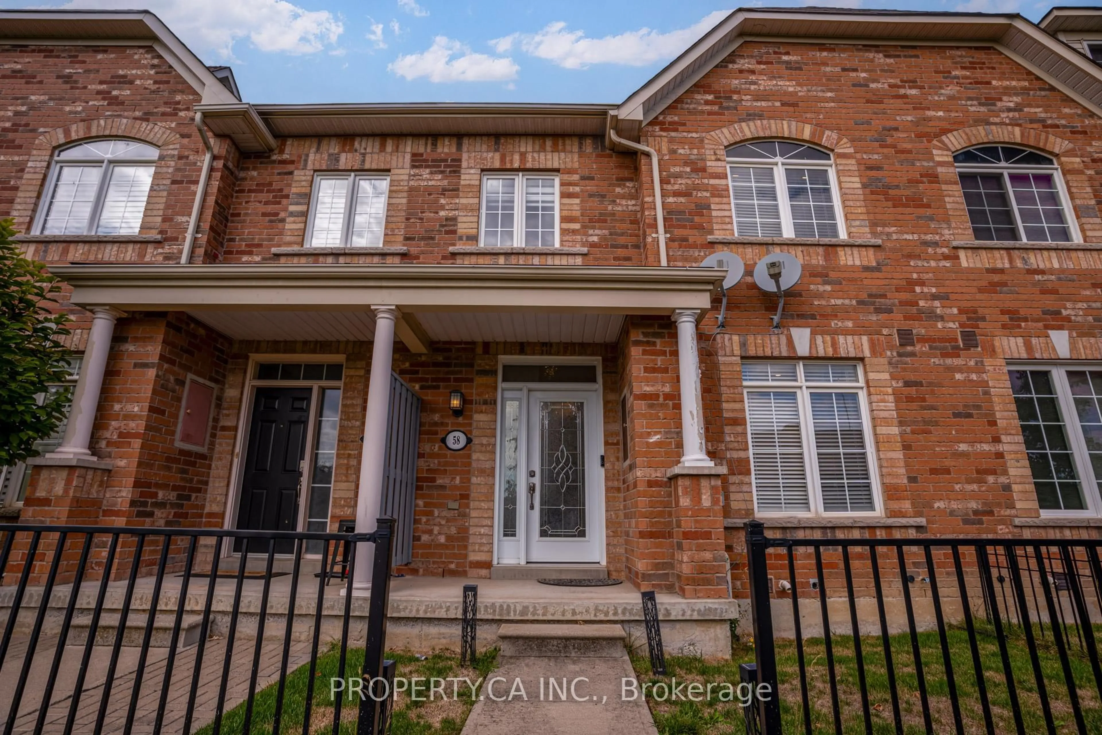Home with brick exterior material, street for 58 Wicker Park Way, Whitby Ontario L1R 0C7