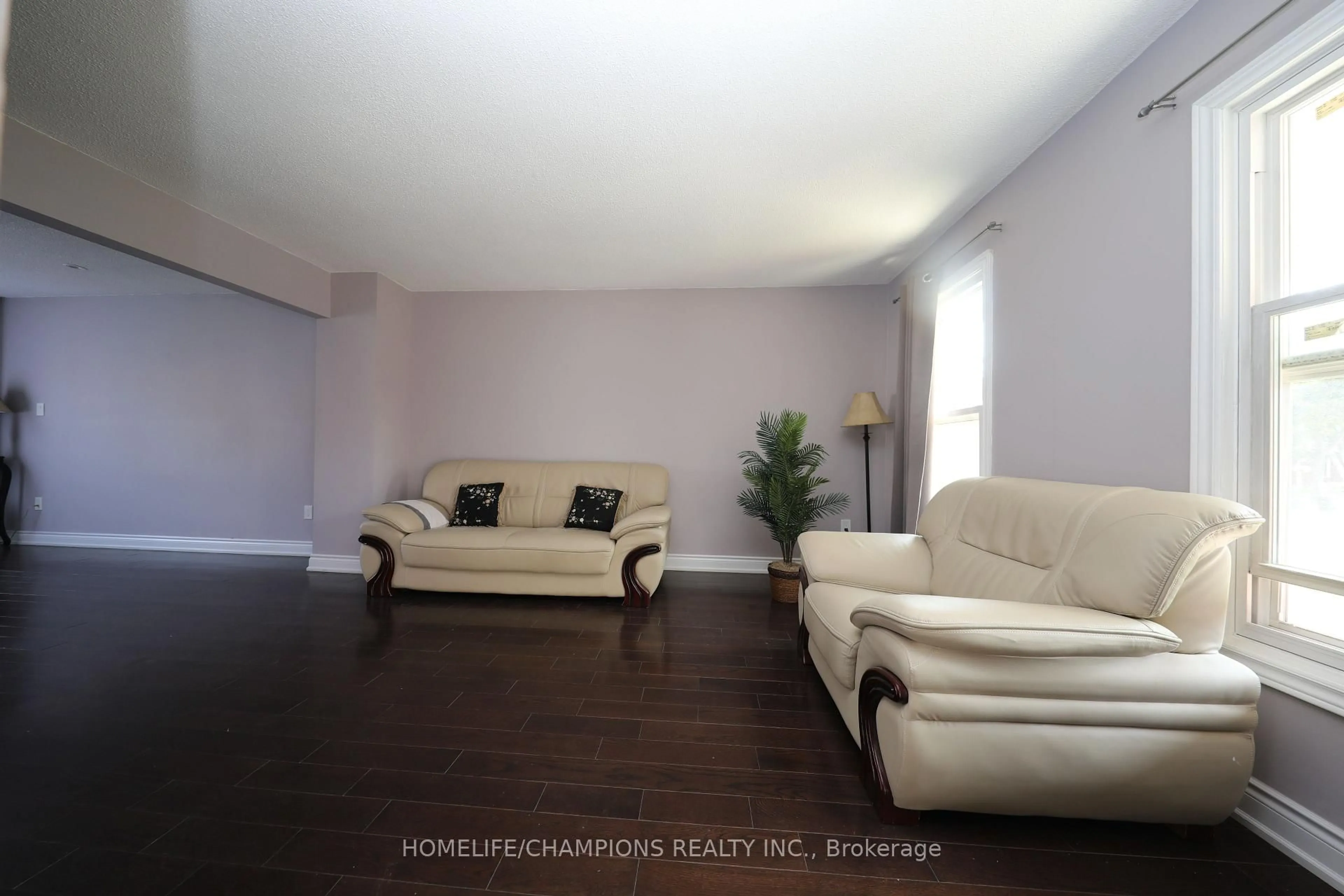 Living room with furniture, unknown for 46 Canmore Blvd, Toronto Ontario M1C 3W2