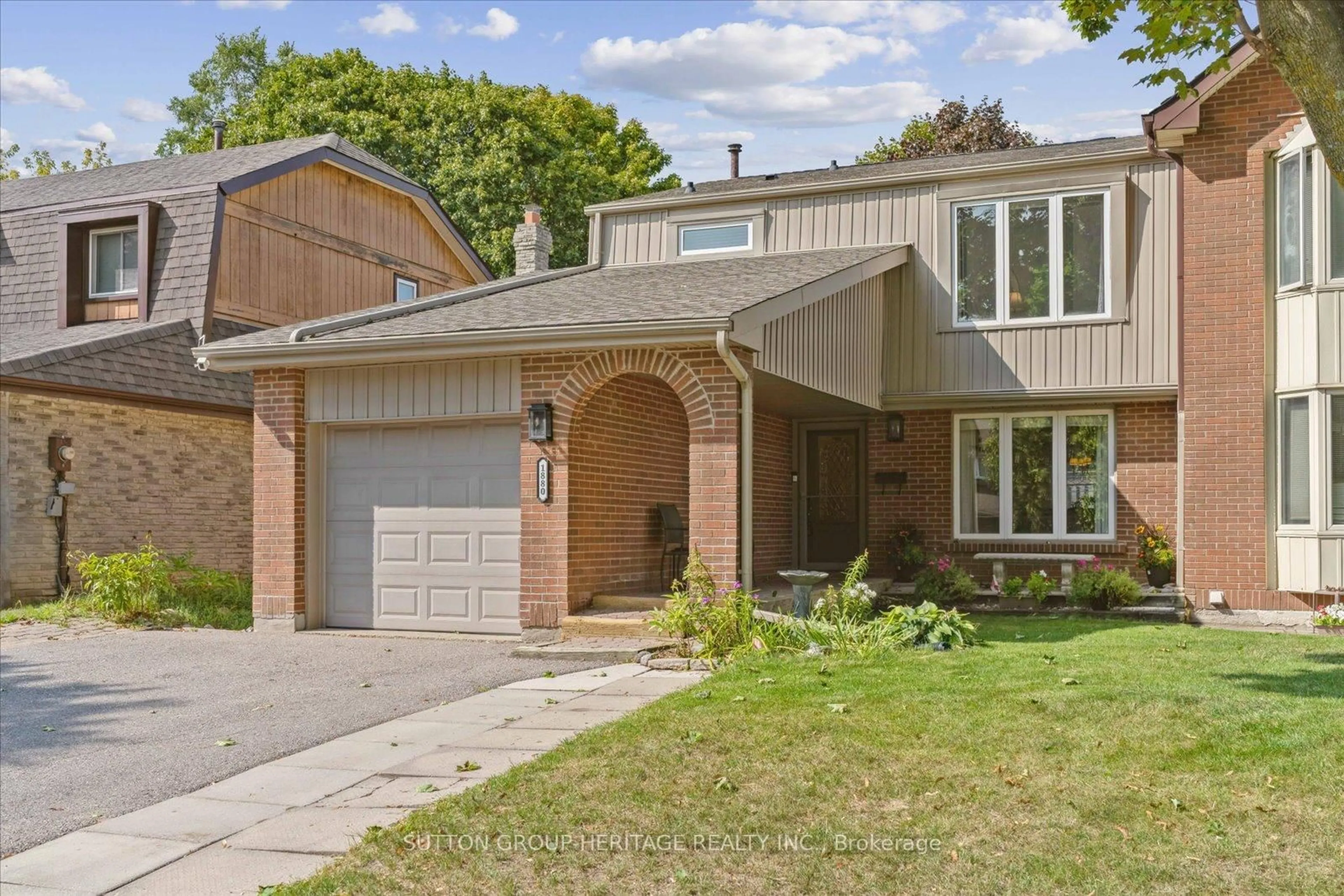 Home with brick exterior material, street for 1880 Una Rd, Pickering Ontario L1V 3J6