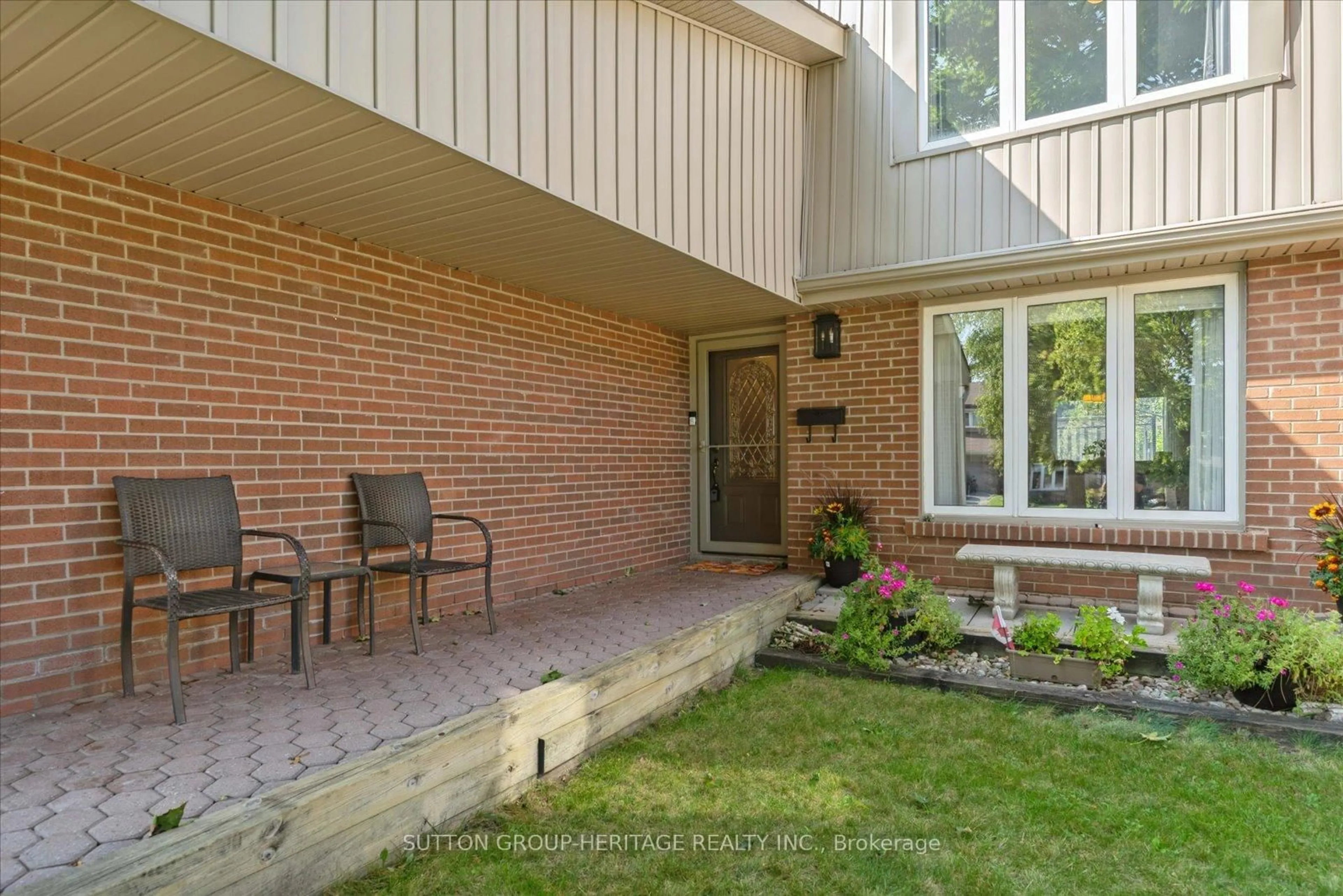 Unknown for 1880 Una Rd, Pickering Ontario L1V 3J6