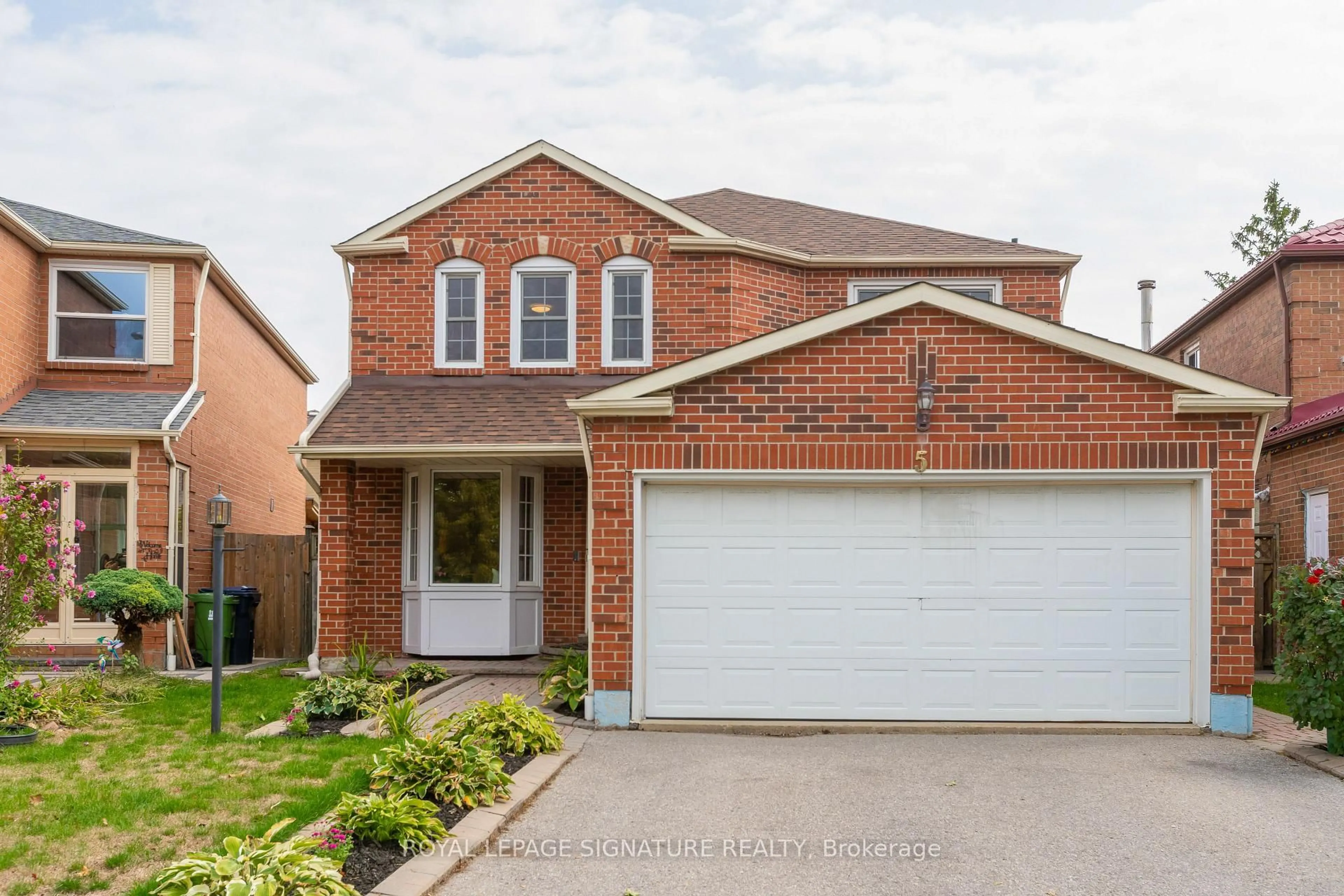 Home with brick exterior material, street for 5 Grover Dr, Toronto Ontario M1C 4L1
