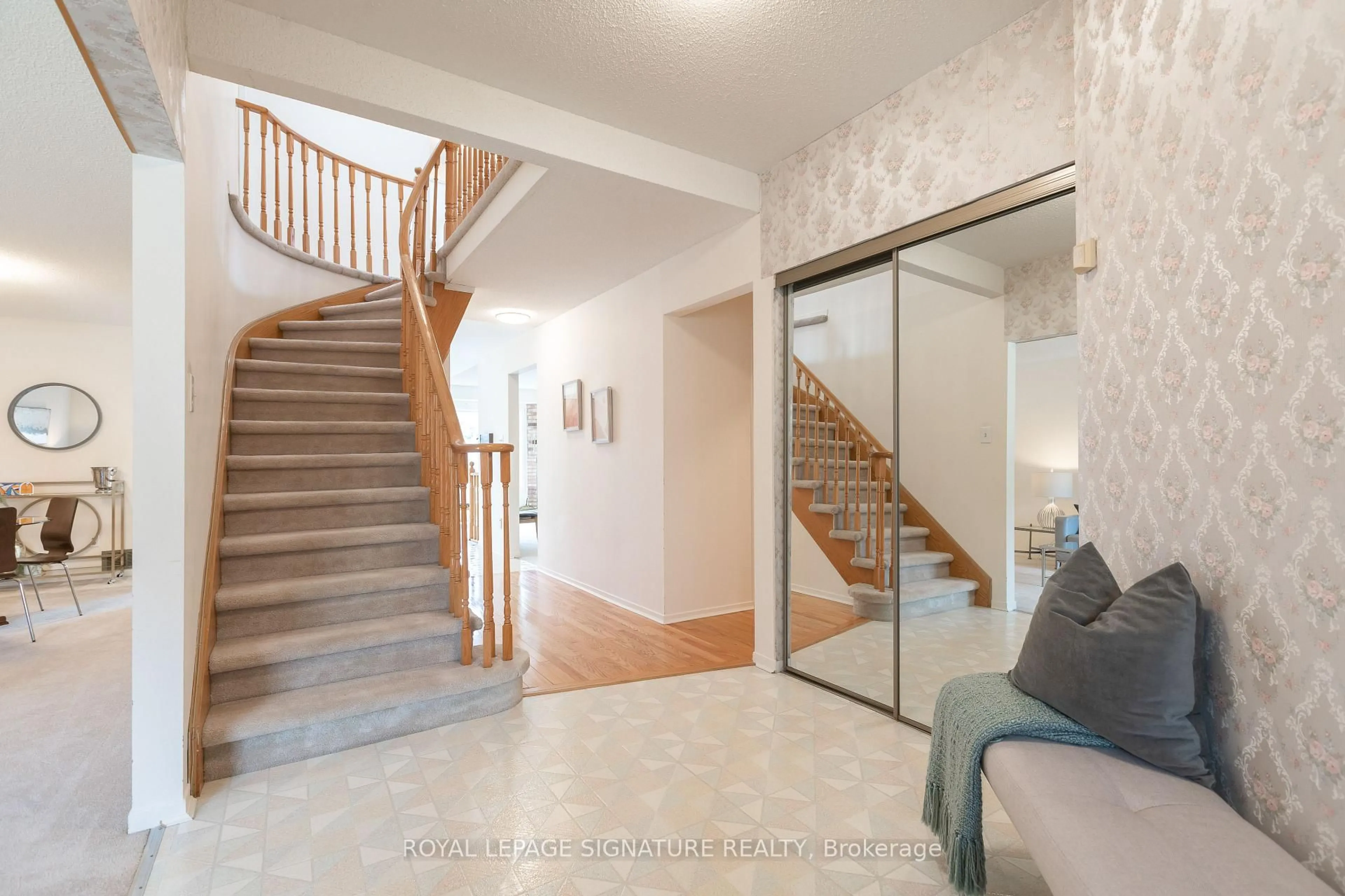 Unknown for 5 Grover Dr, Toronto Ontario M1C 4L1