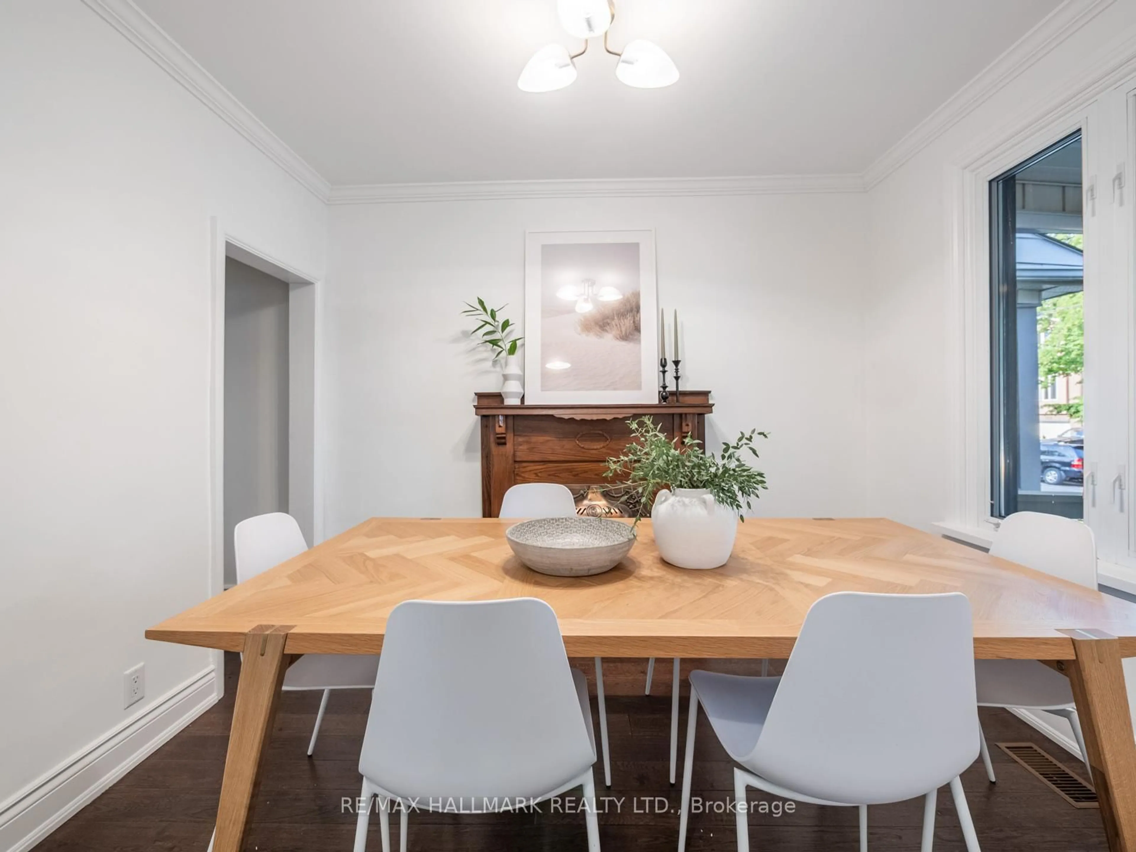 Dining room, wood/laminate floor for 92 Moberly Ave, Toronto Ontario M4C 4B1
