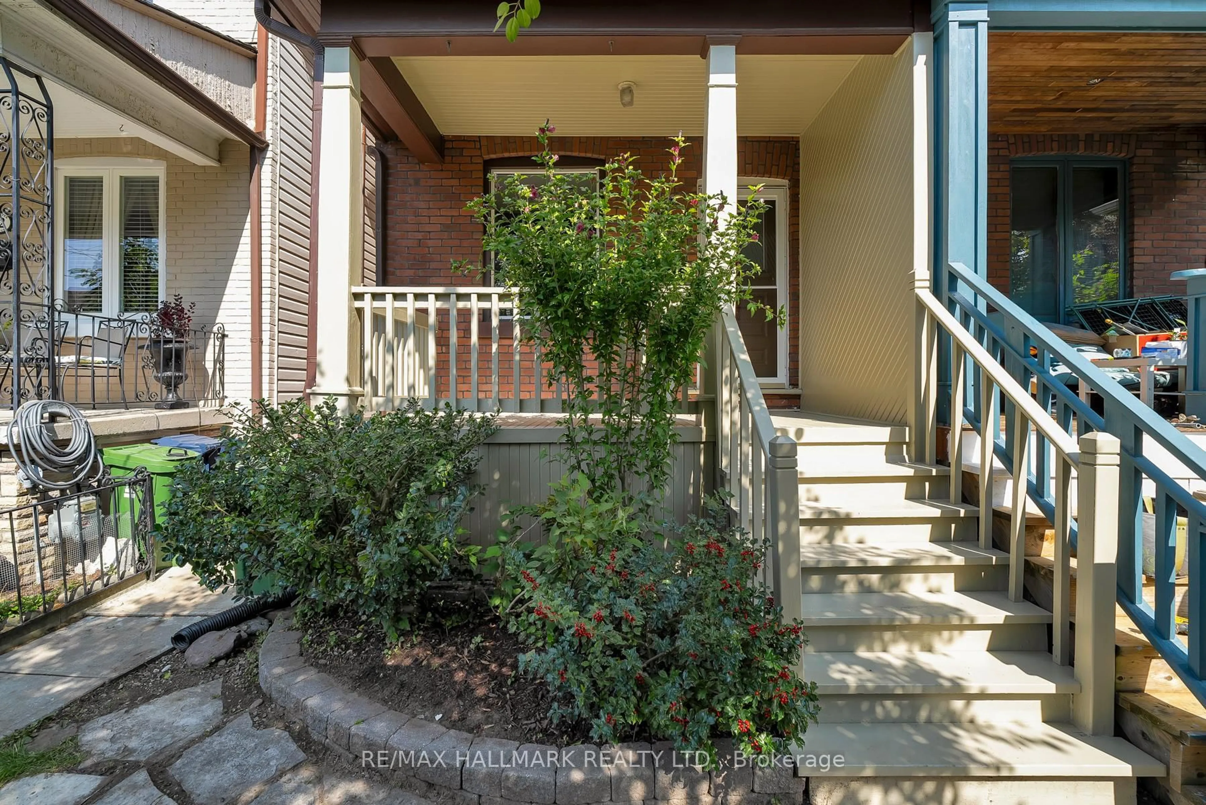 Patio, street for 54 Wroxeter Ave, Toronto Ontario M4J 1E6