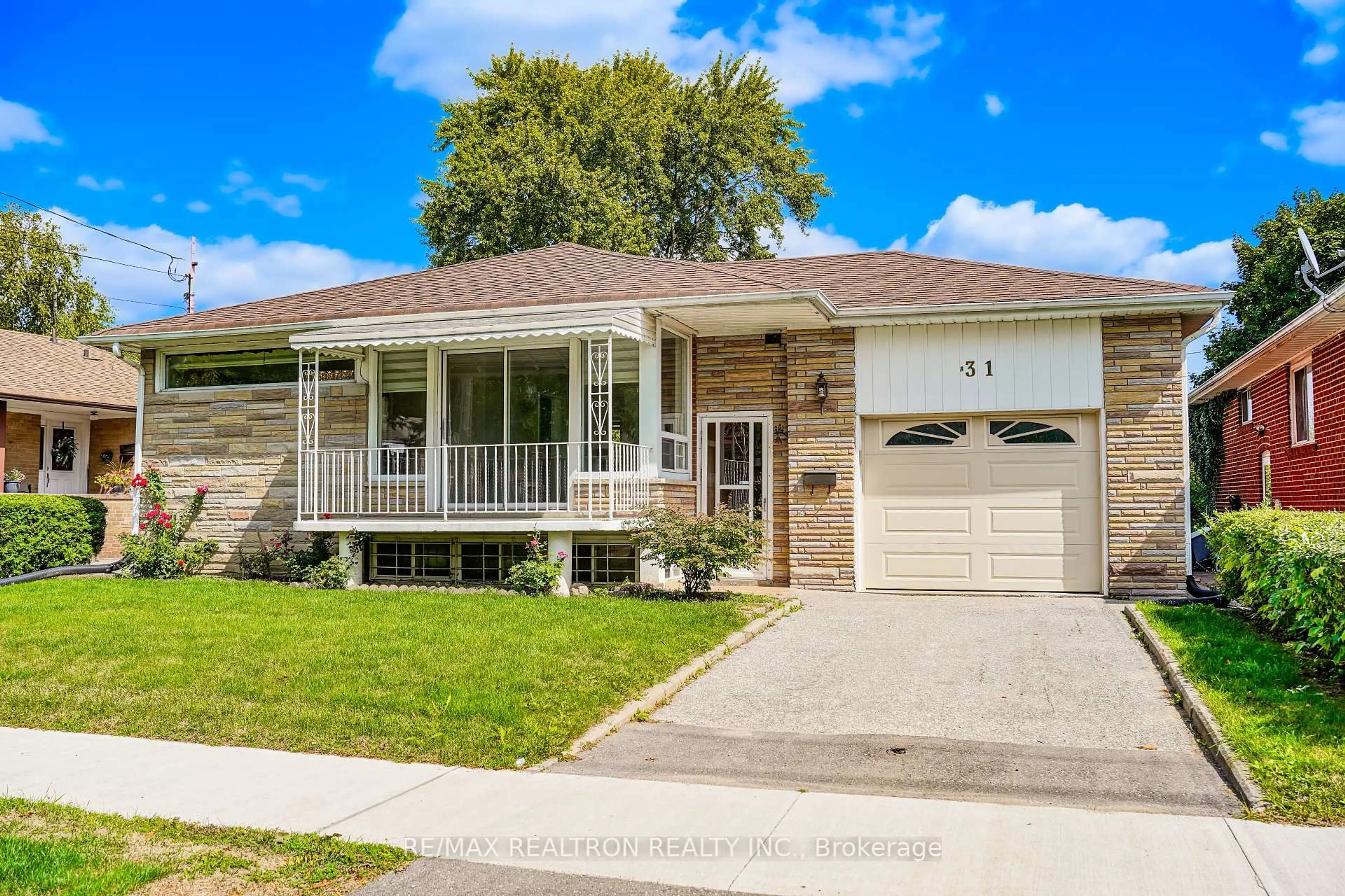 Home with brick exterior material, street for 31 Tedford Dr, Toronto Ontario M1R 1M2