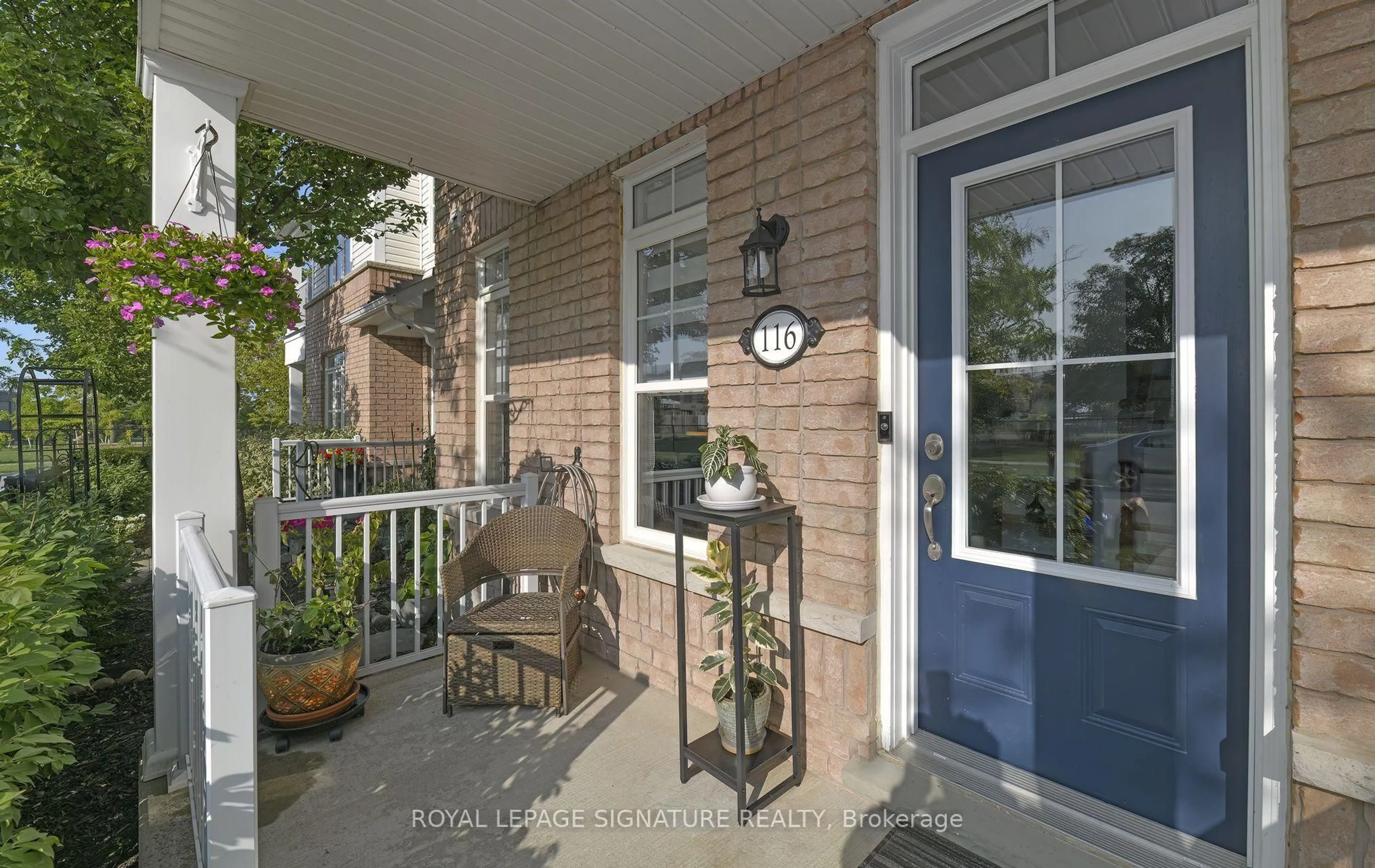 Patio, street for 116 Harbourside Dr, Whitby Ontario L1N 0H7