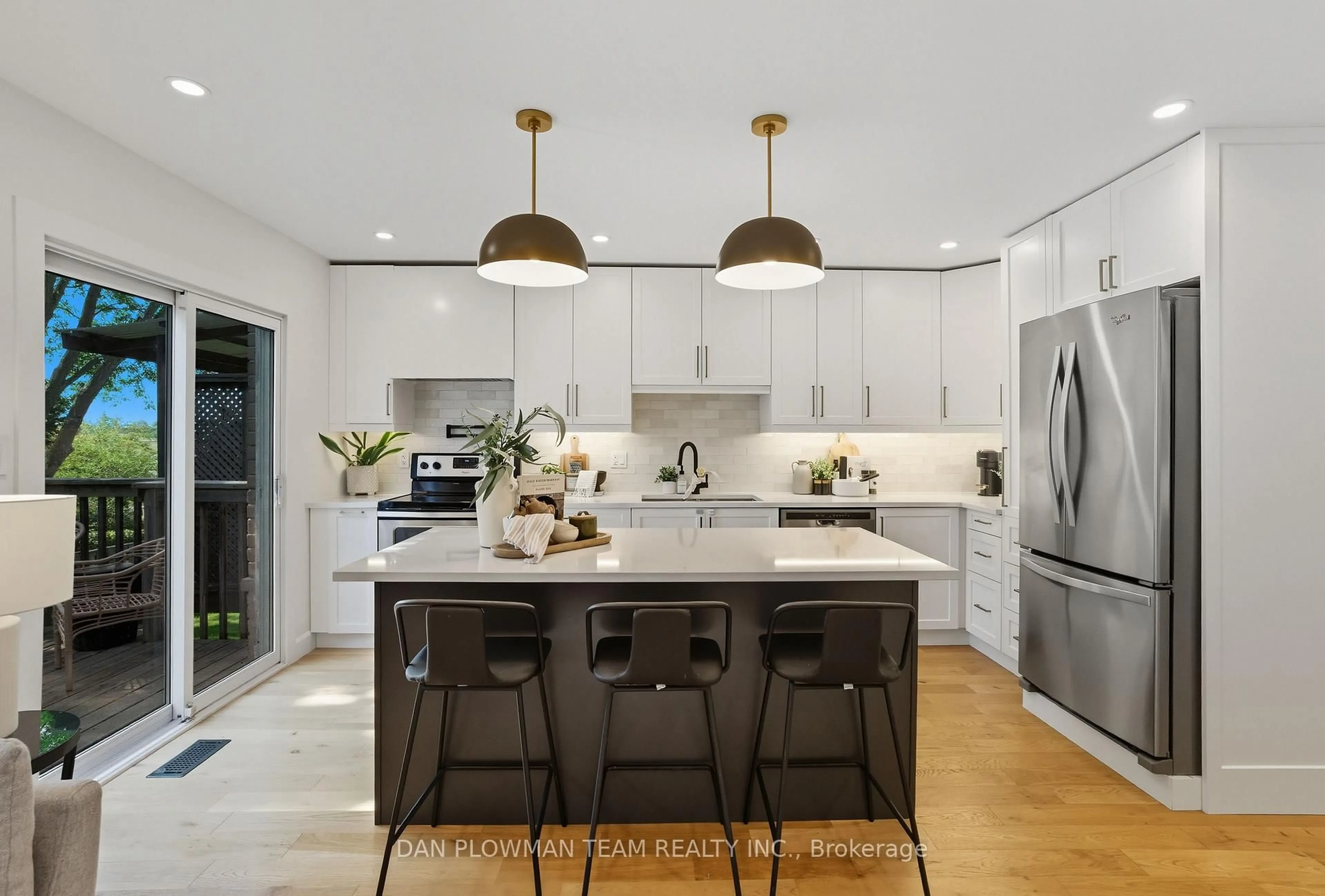 Open concept kitchen, unknown for 1400 Palmetto Dr, Oshawa Ontario L1K 1N2