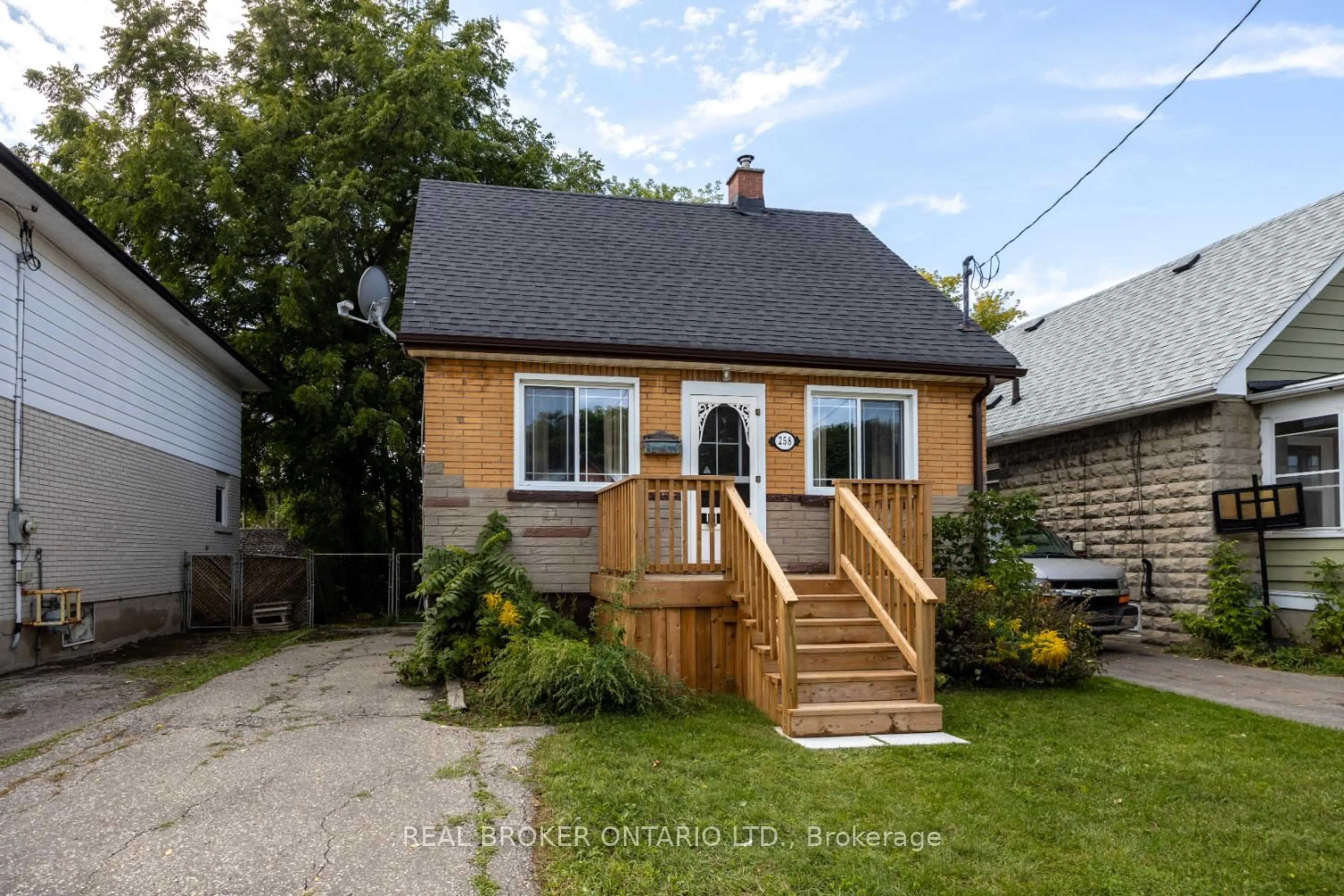 Unknown for 258 Verdun Rd, Oshawa Ontario L1H 5T2