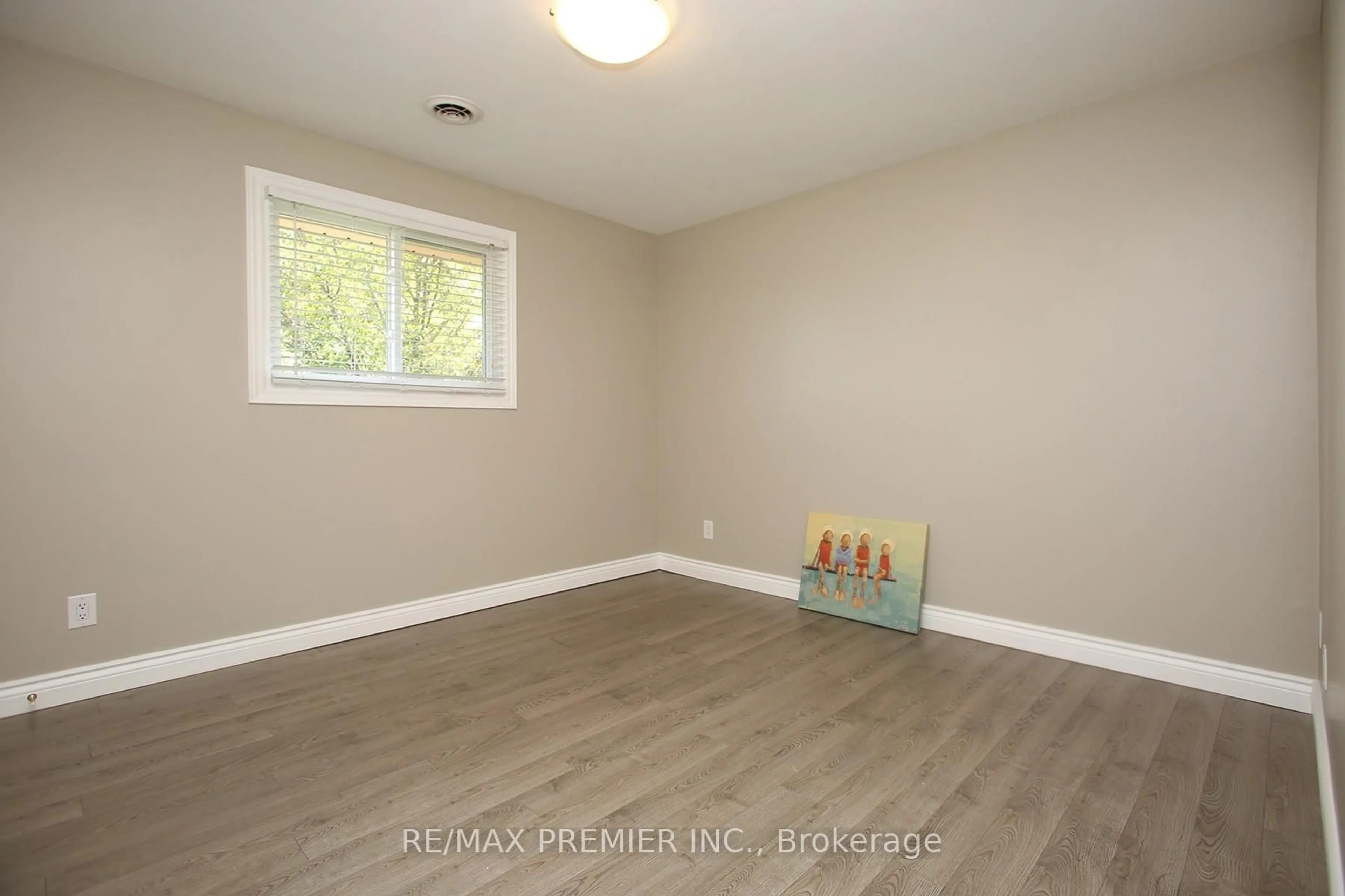 A pic of a room for 361 Dwight Ave, Oshawa Ontario L1J 1K8