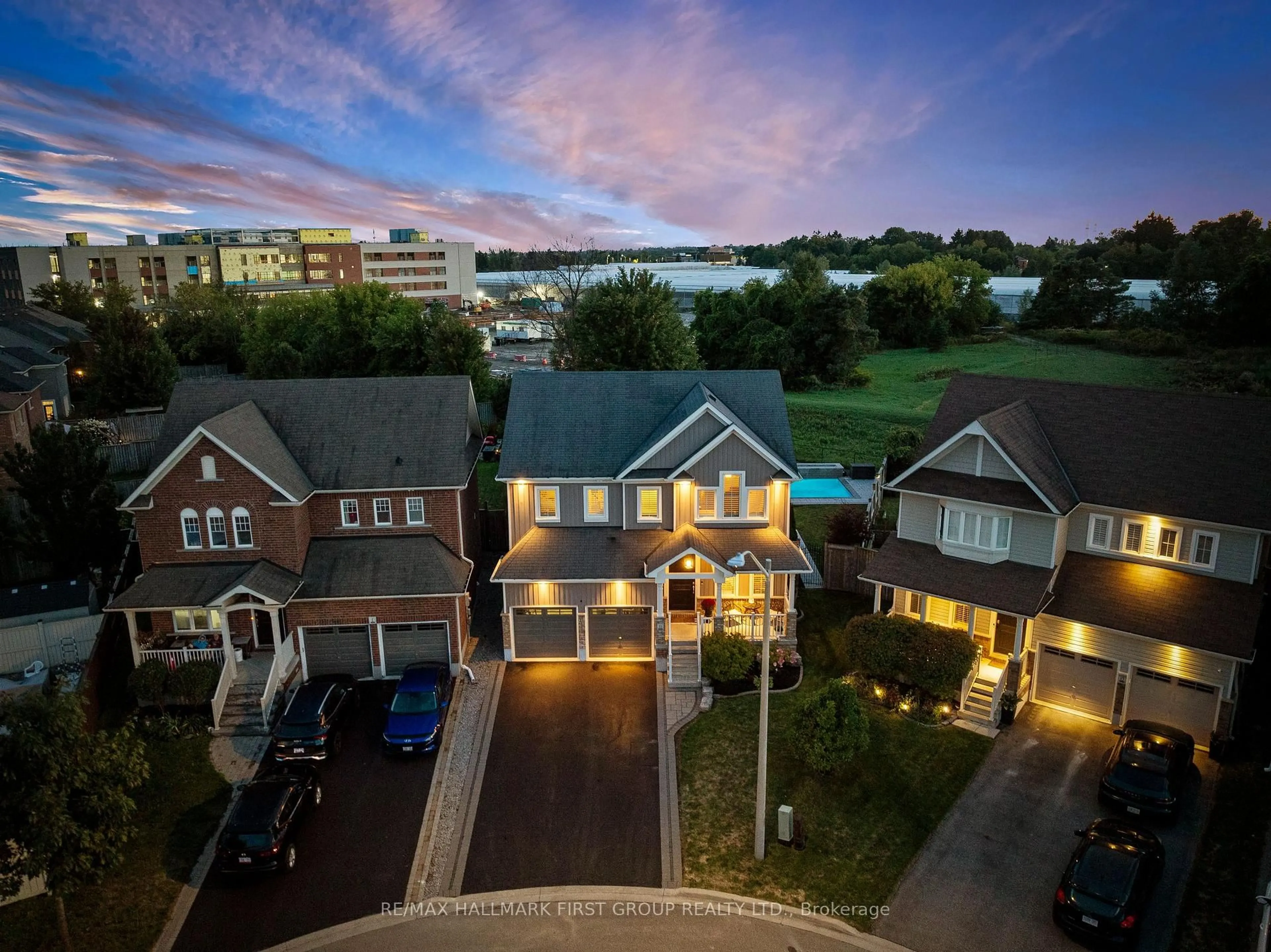 A pic from outside/outdoor area/front of a property/back of a property/a pic from drone, water/lake/river/ocean view for 11 Murray Tabb St, Clarington Ontario L1C 0M5