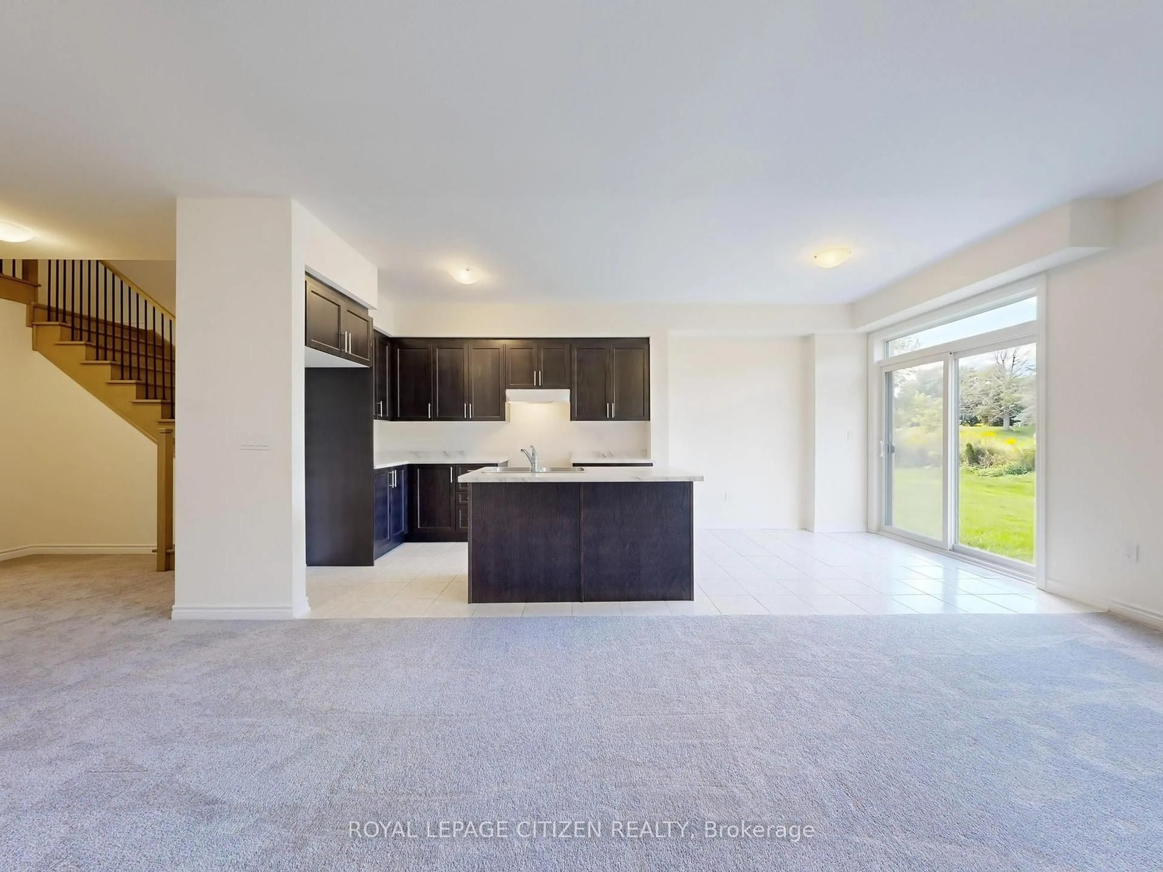 Open concept kitchen, unknown for 138 North Garden Blvd, Scugog Ontario L9L 1B3