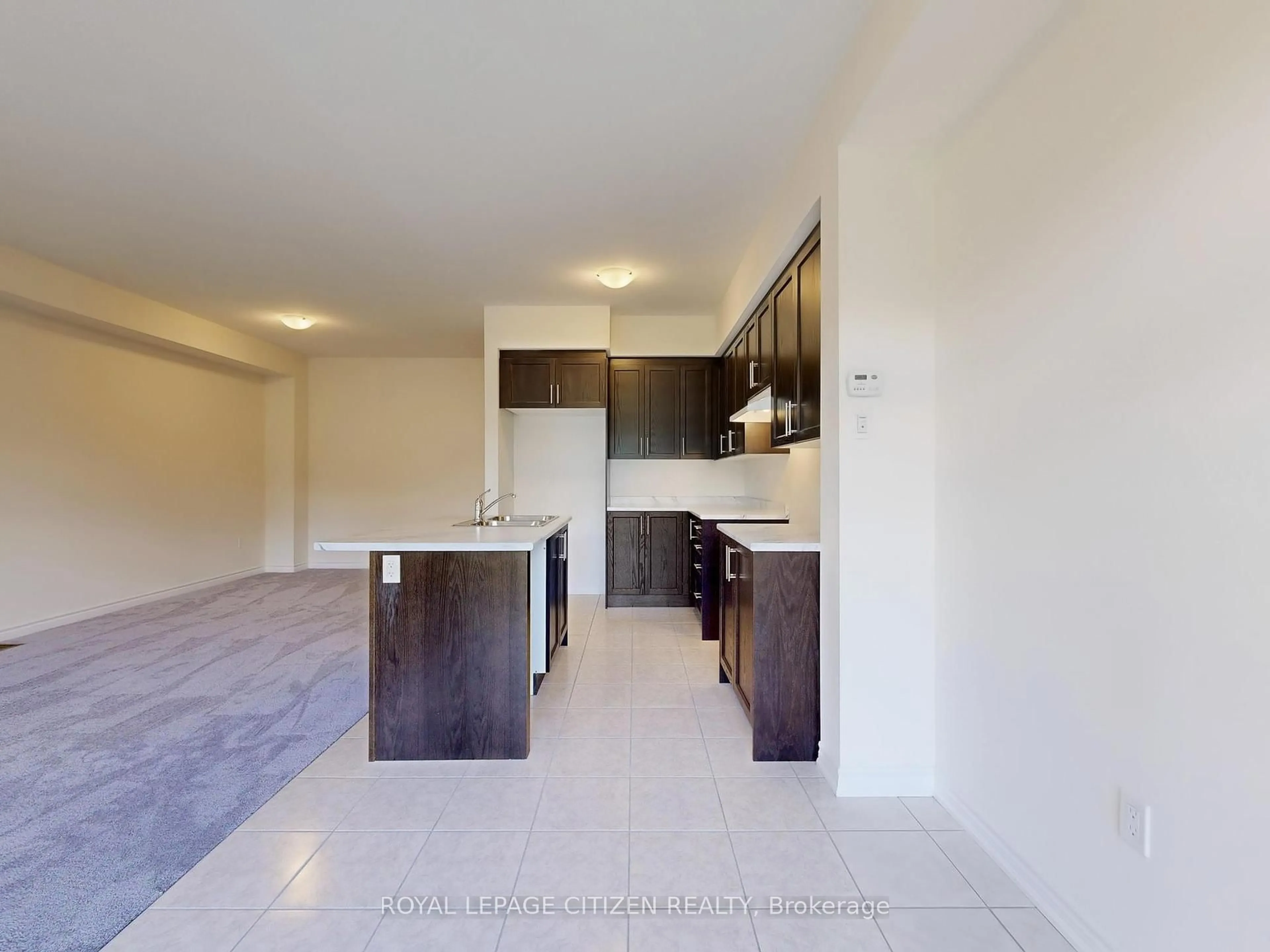 Open concept kitchen, unknown for 138 North Garden Blvd, Scugog Ontario L9L 1B3