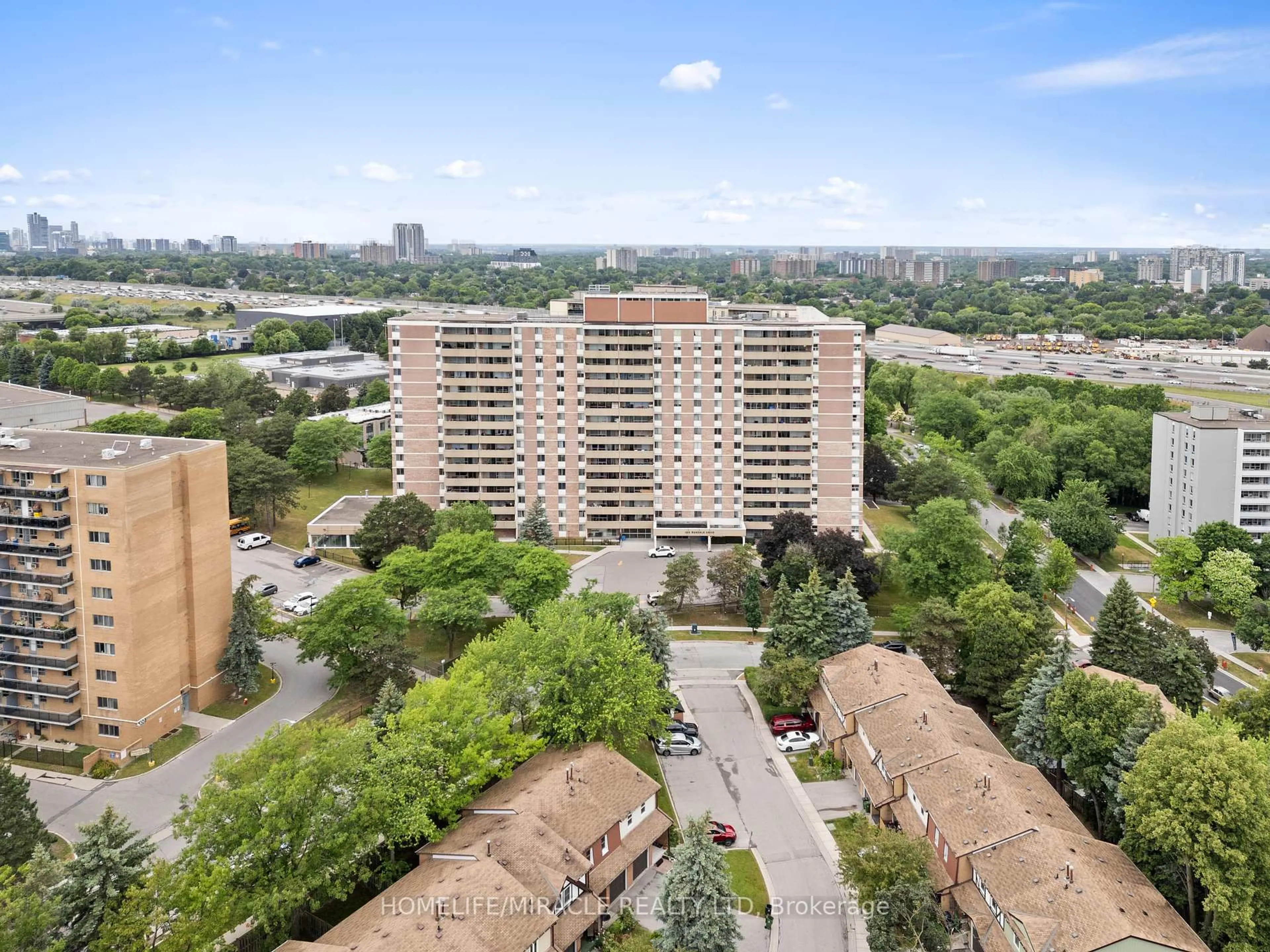 A pic from outside/outdoor area/front of a property/back of a property/a pic from drone, city buildings view from balcony for 120 Dundalk Dr #1010, Toronto Ontario M1P 4V9